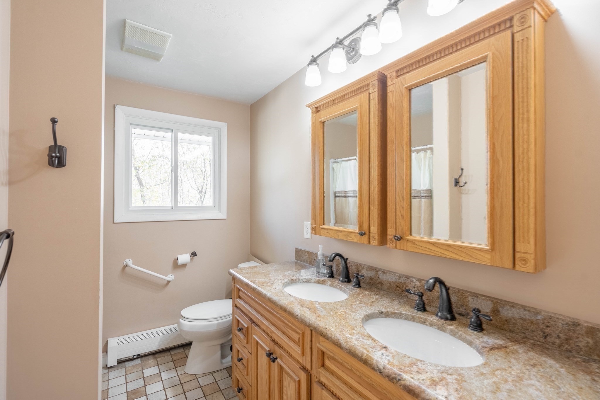 27 Brewster Road, Worcester, MA 01602 - Image 21