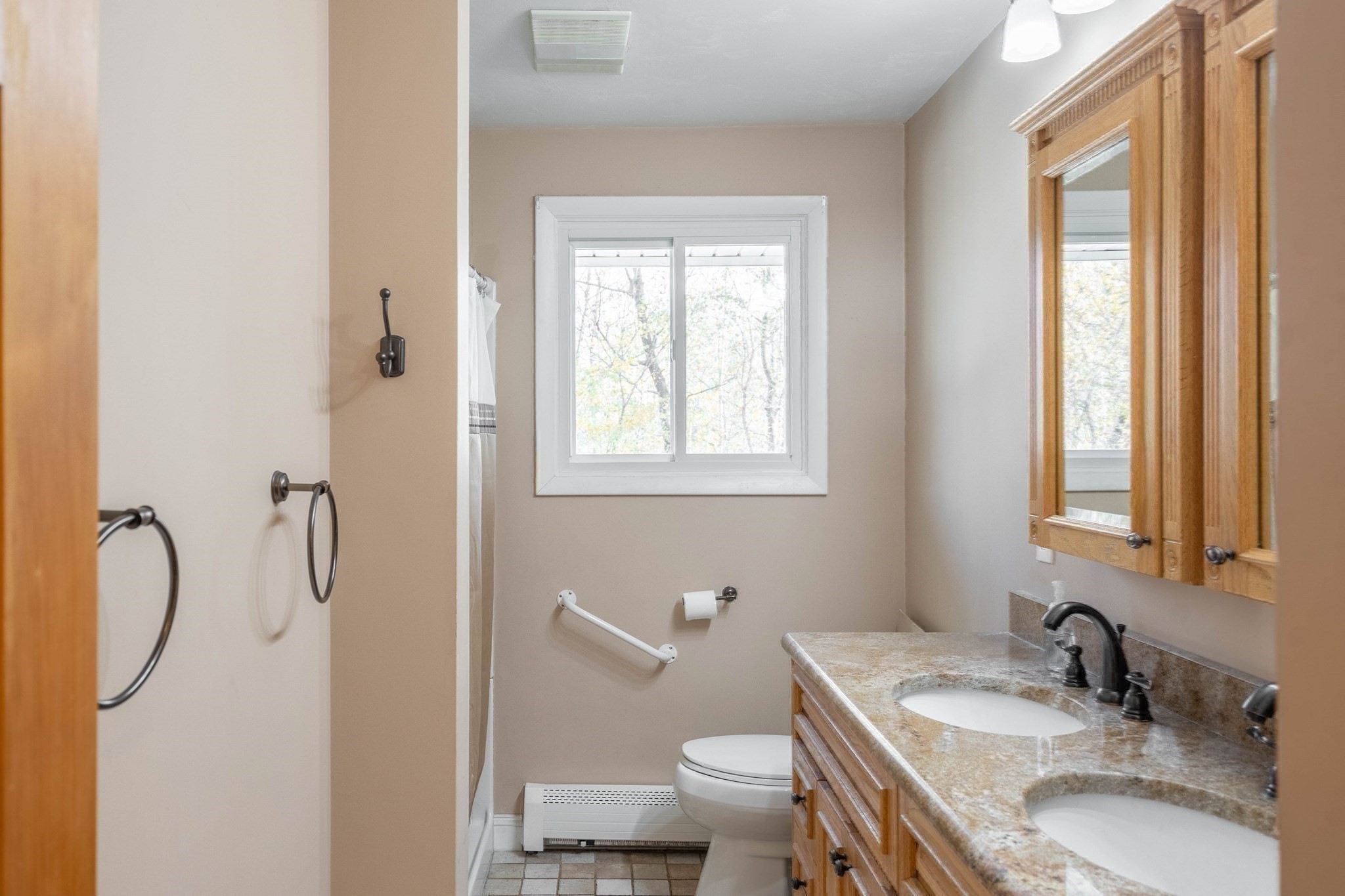 27 Brewster Road, Worcester, MA 01602 - Image 35