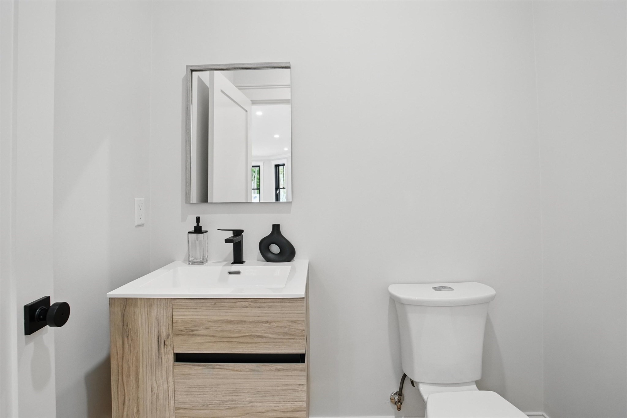 61 Lyndhurst Street Unit A, Dorchester, Boston, MA 02124 - Image 13