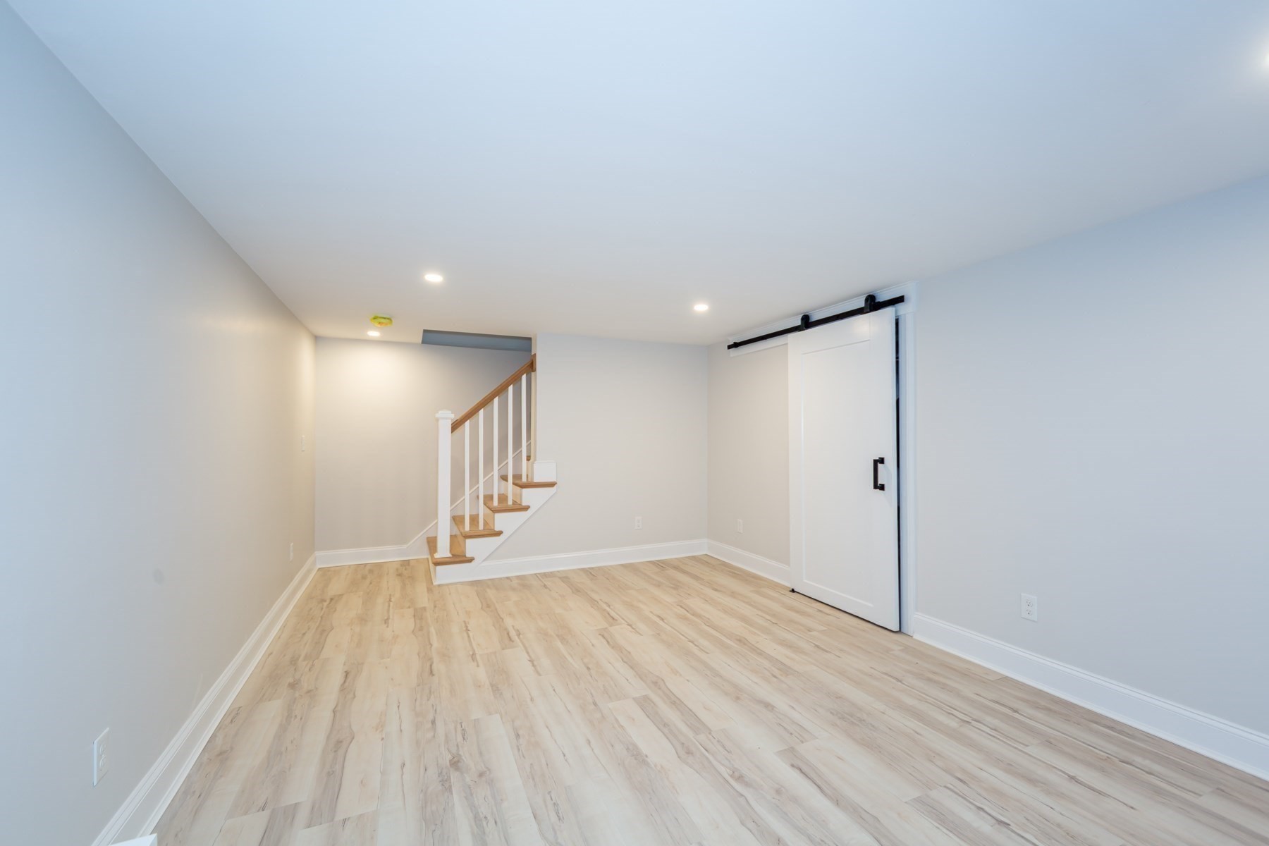 18 University Dr, Natick, MA 01760 - Image 33