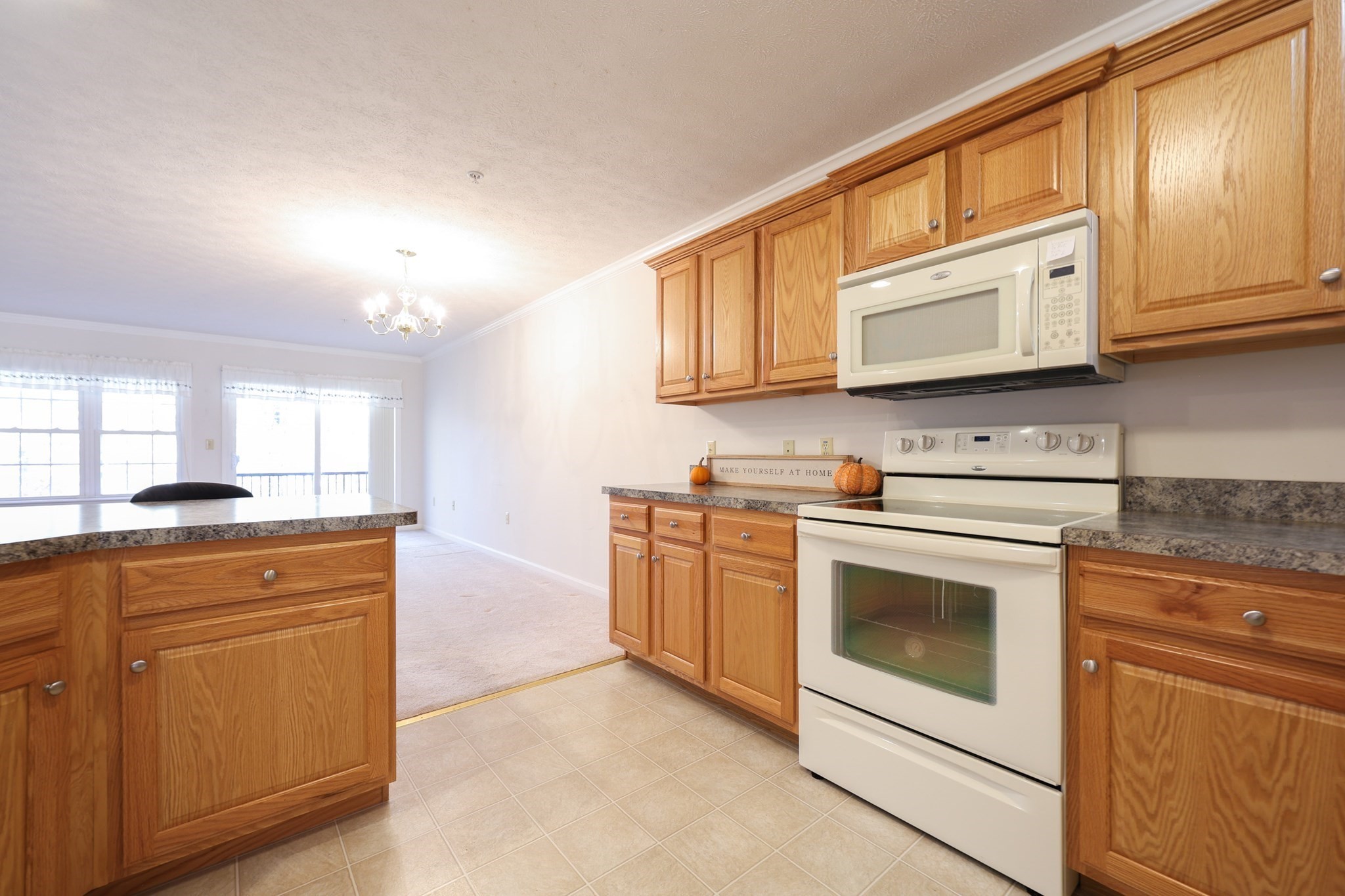 71 Belgian Way Unit 71, Fitchburg, MA 01420 - Image 4
