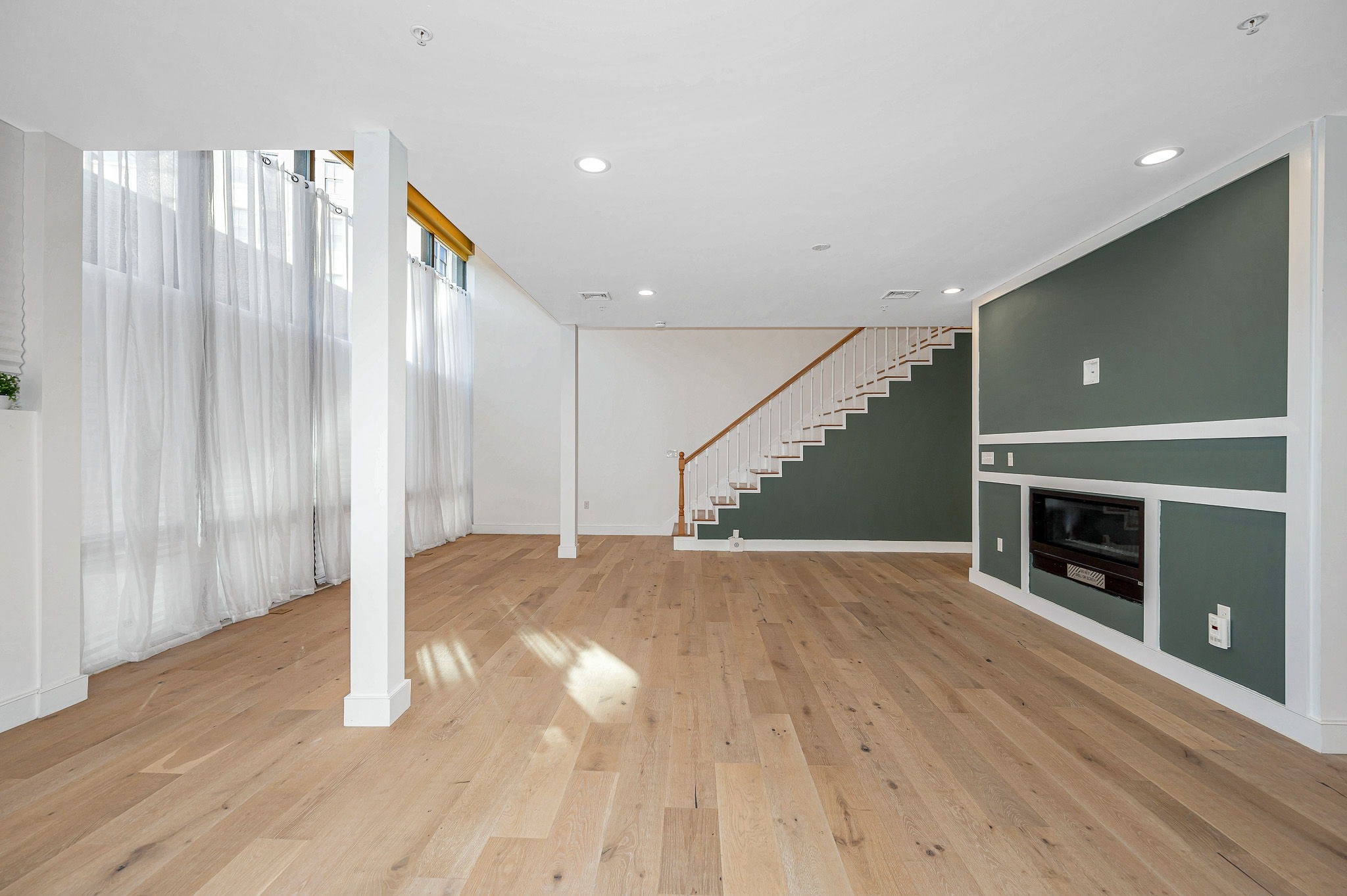 17 Kearney Sq Unit 205, Lowell, MA 01852 - Image 6