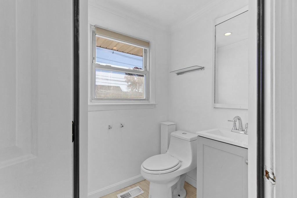 616 Centre St, Brockton, MA 02302 - Image 11