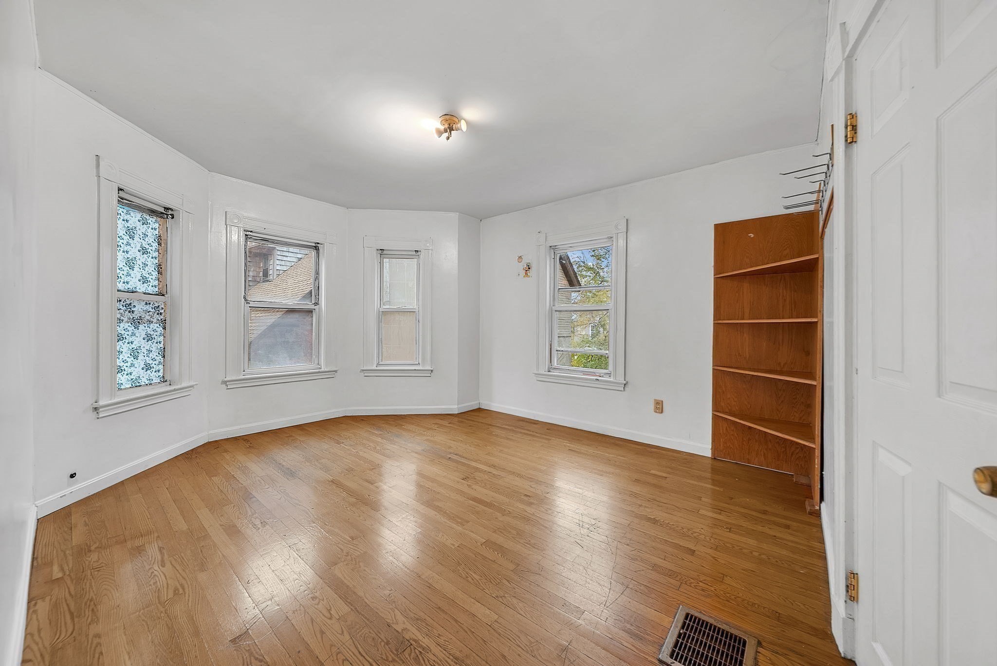 323 Farrington, Quincy, MA 02170 - Image 17