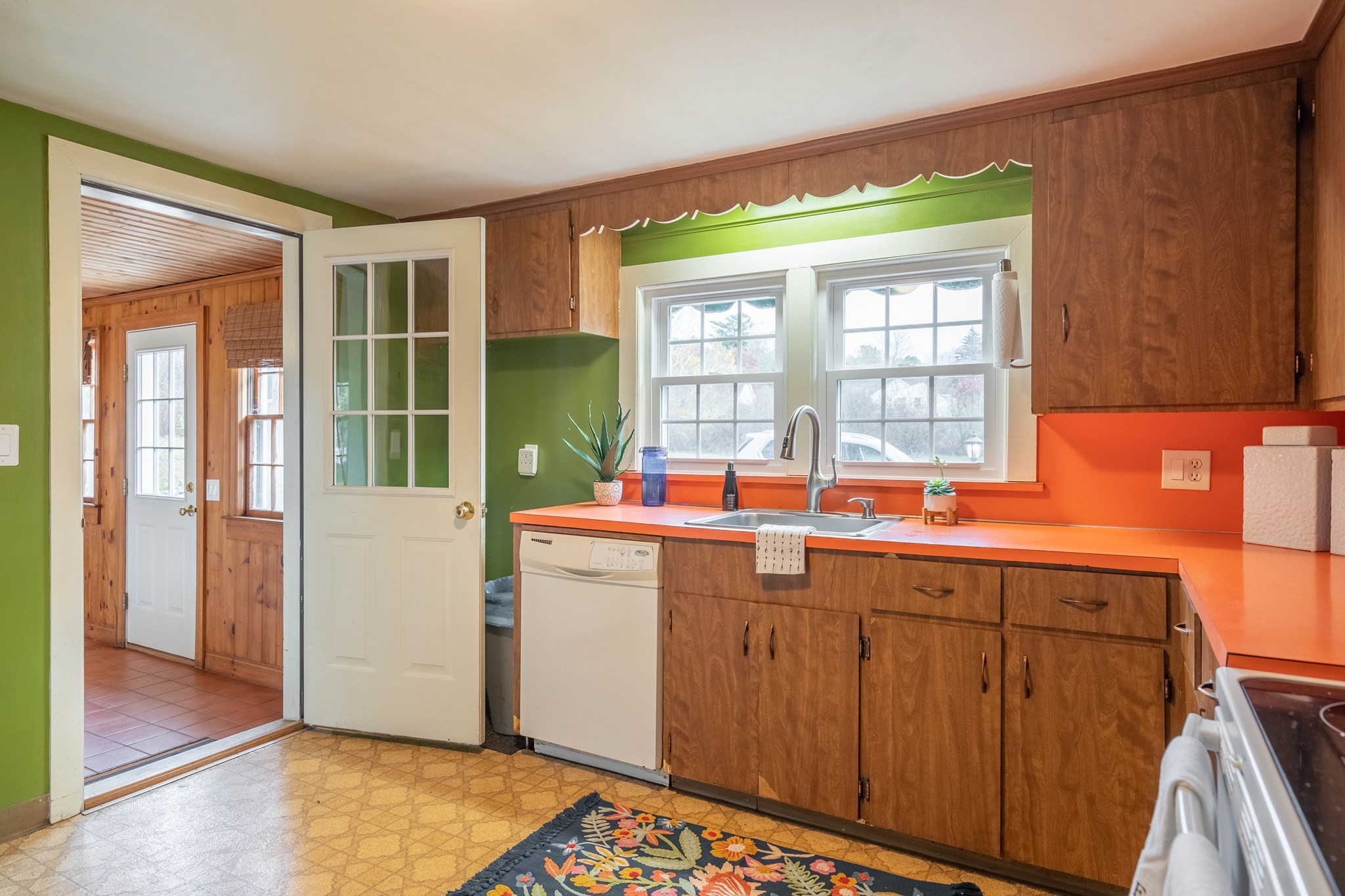 94 Grove St, Shrewsbury, MA 01545 - Image 12