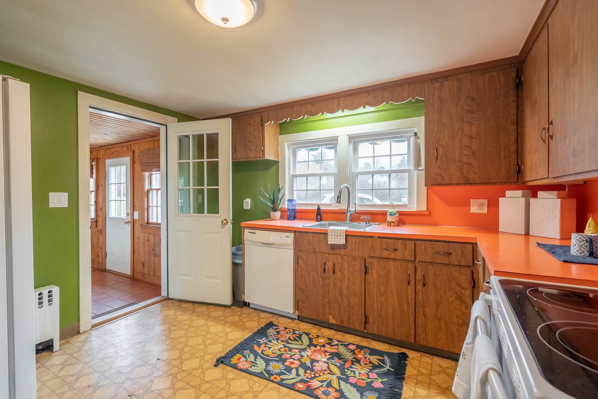 94 Grove St, Shrewsbury, MA 01545 - Image 13