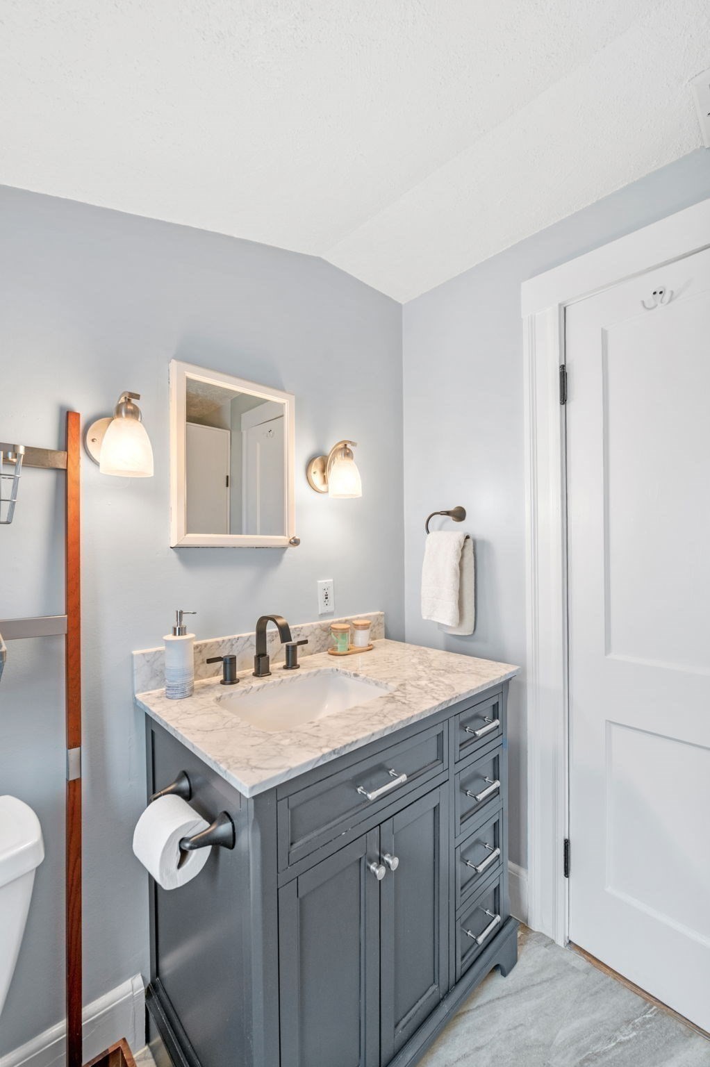 16 Lyman St, Beverly, MA 01915 - Image 20