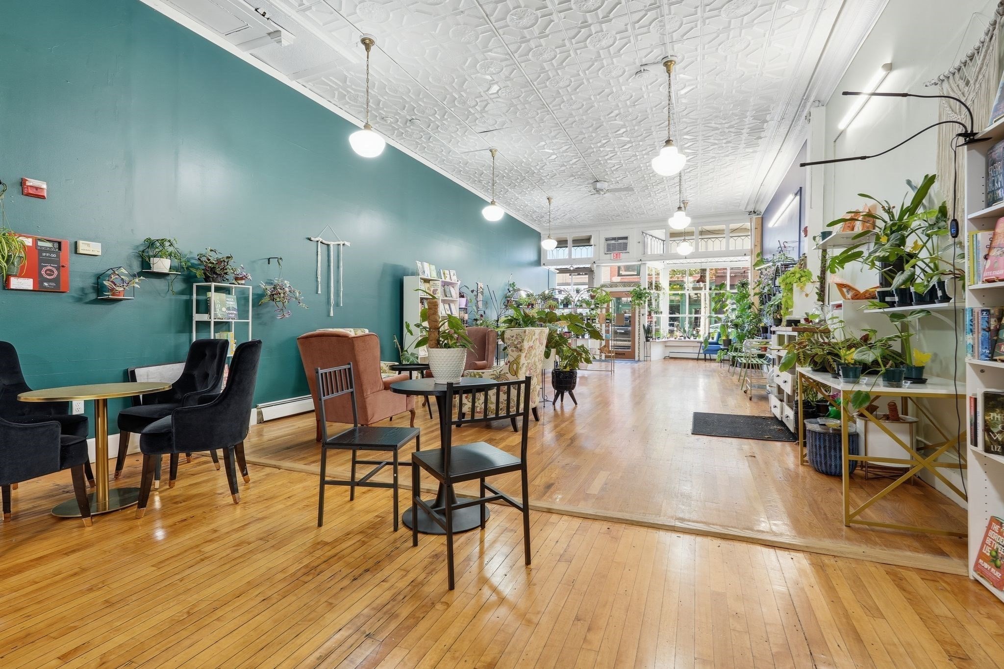 284 High St, Holyoke, MA 01040 - Image 3