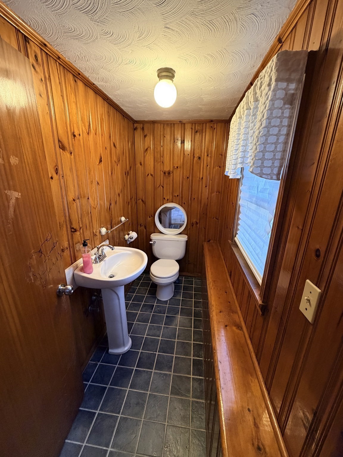 361 S Main St, Bellingham, MA 02019 - Image 21