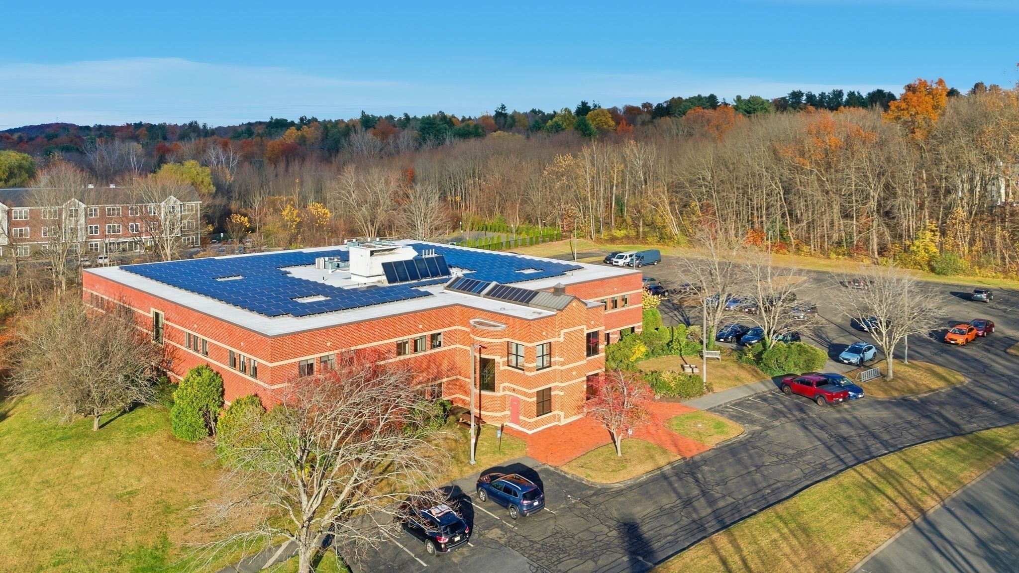 100 University Dr, Amherst, MA 01002 - Image 2