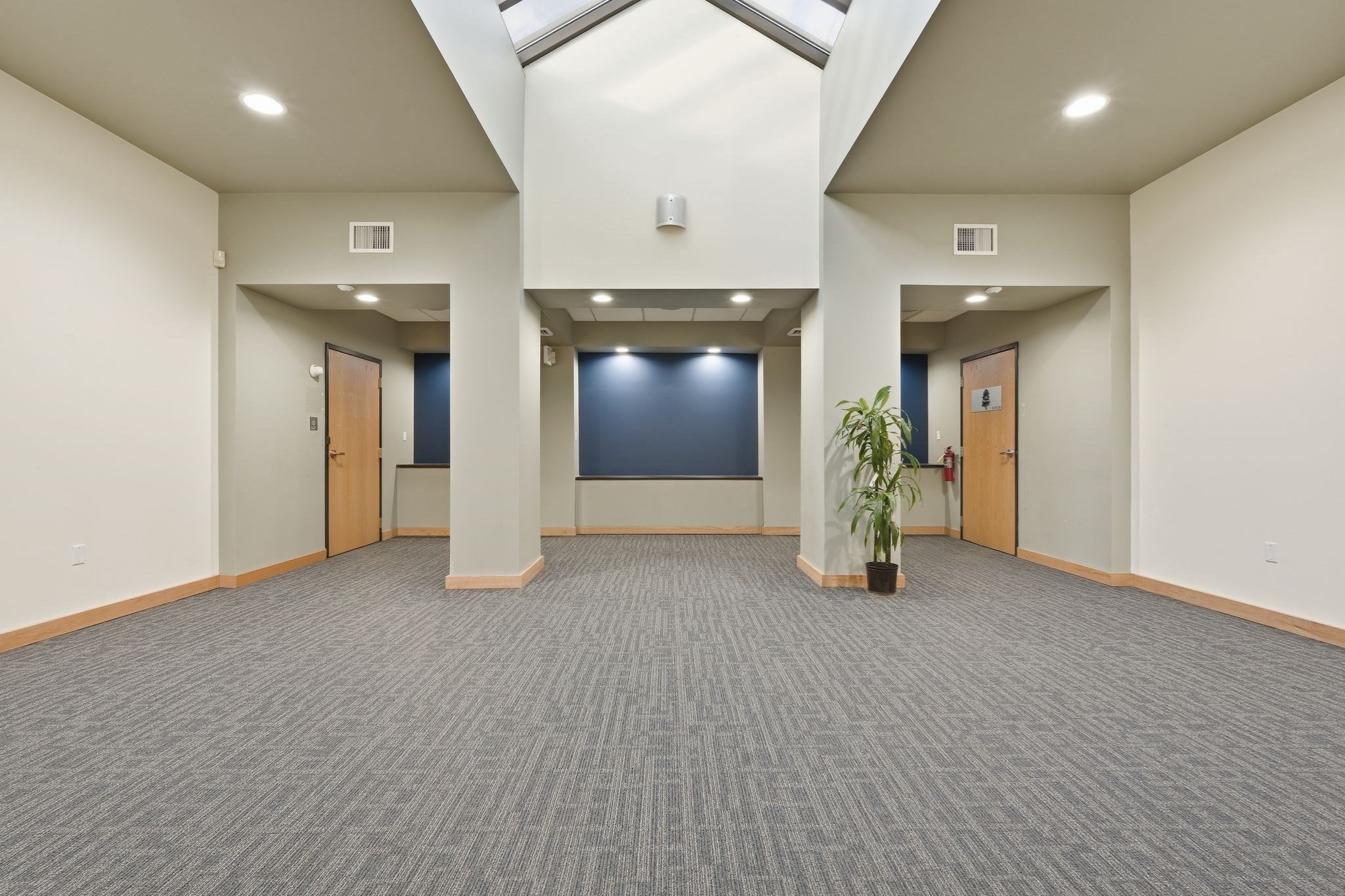 100 University Dr, Amherst, MA 01002 - Image 4