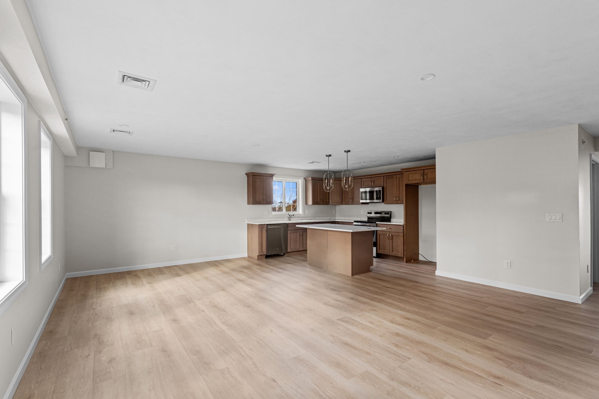 393 Court St Unit 7, Plymouth, MA 02360 - Image 3