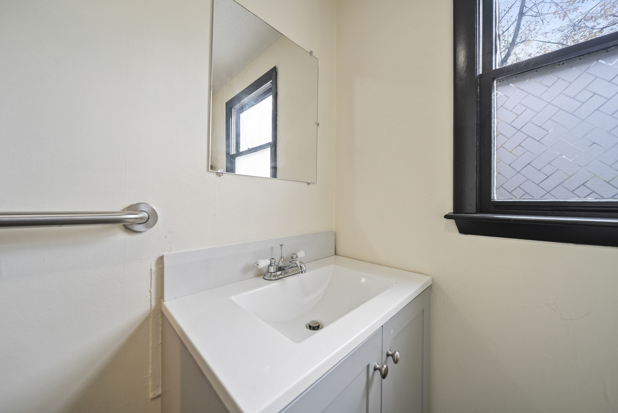 35 Thissell Ave, Dracut, MA 01826 - Image 11