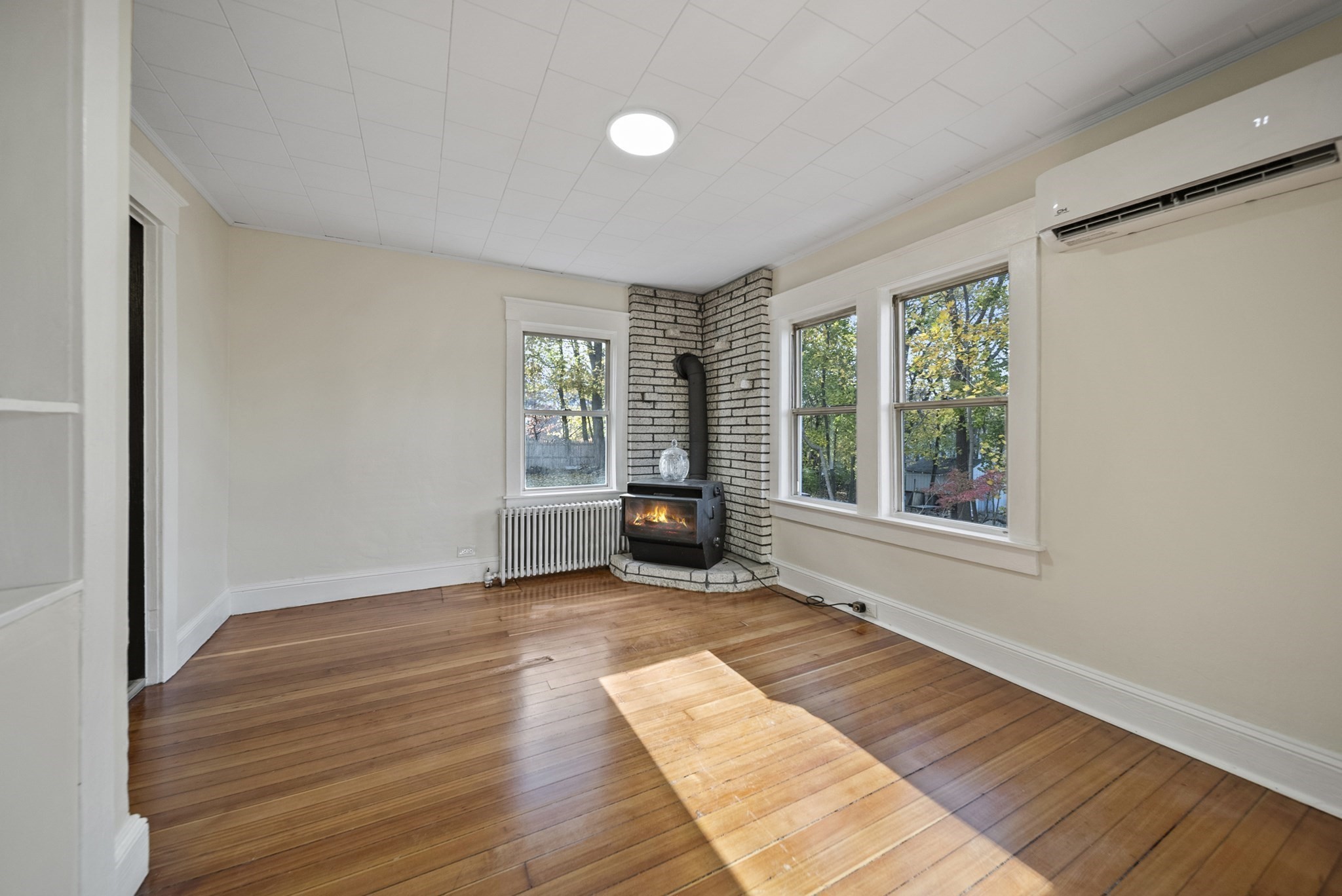 35 Thissell Ave, Dracut, MA 01826 - Image 3