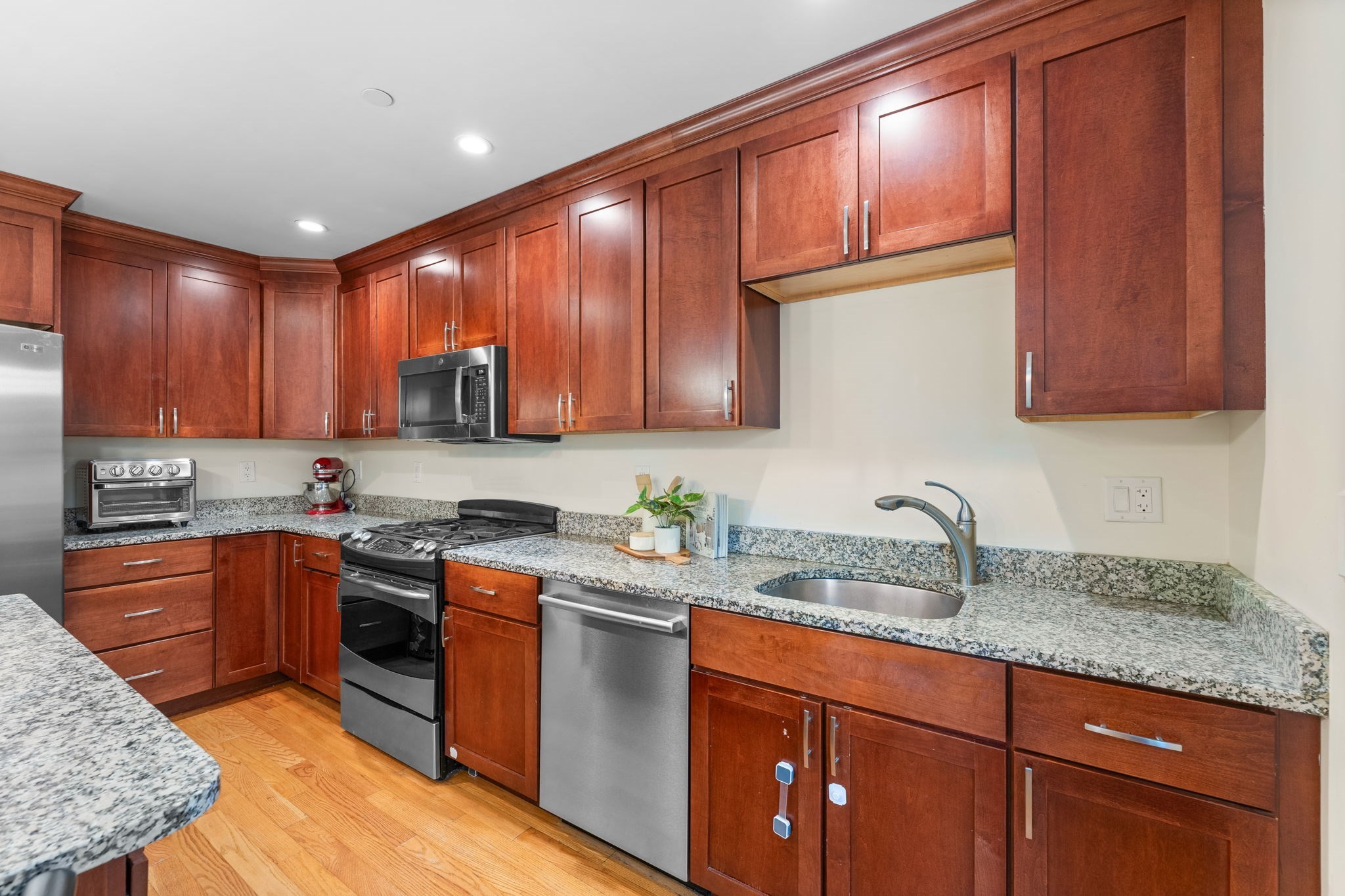 127 Harvey St, Cambridge, MA 02140 - Image 6