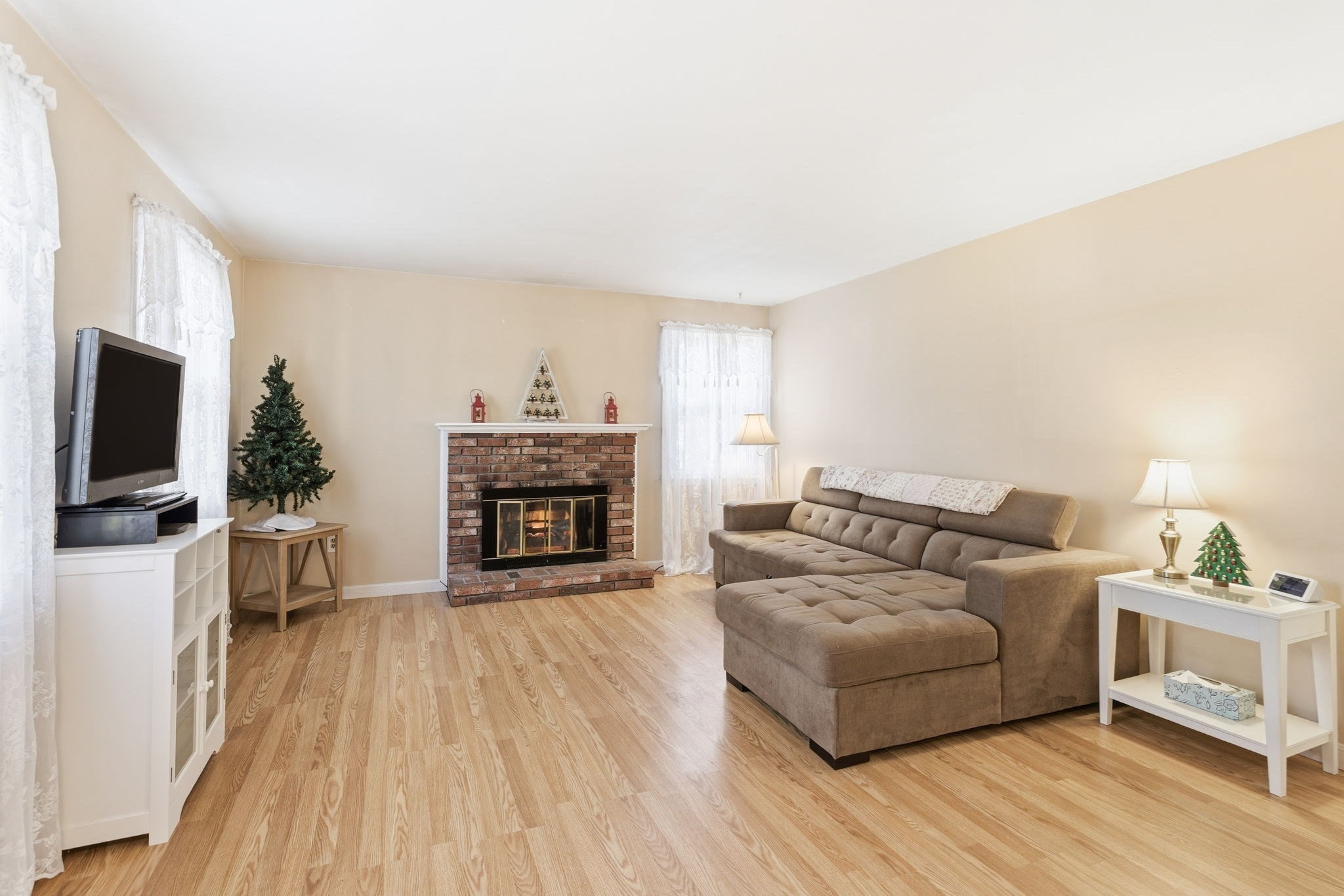 24 Maverick Dr, Mansfield, MA 02048 - Image 8