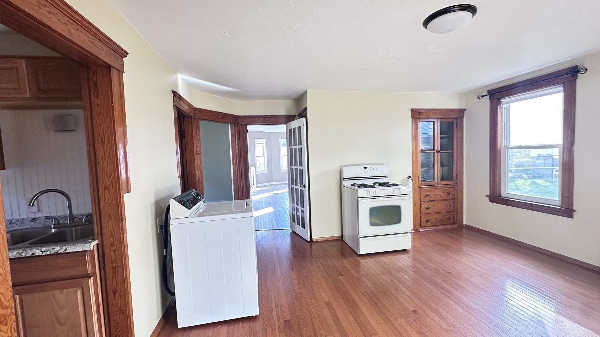 3 Bowker St, Worcester, MA 01604 - Image 4