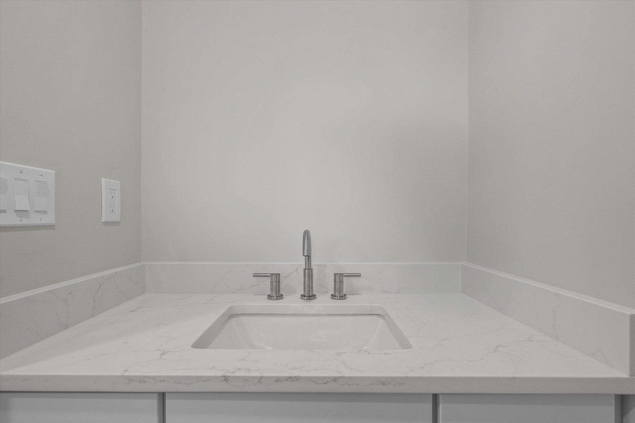 20 Sophie Ruth Way, Tewksbury, MA 01876 - Image 17