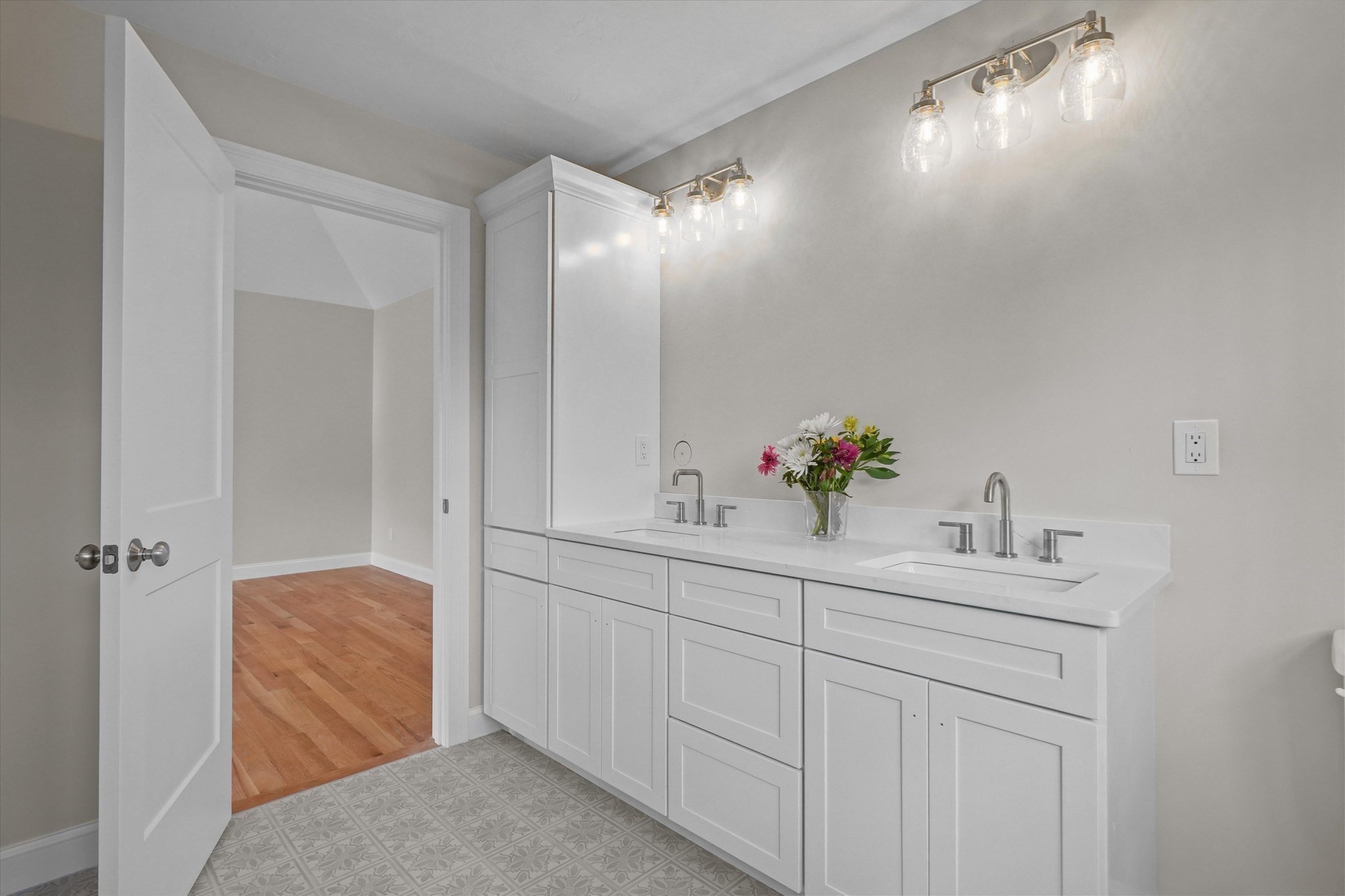 20 Sophie Ruth Way, Tewksbury, MA 01876 - Image 24