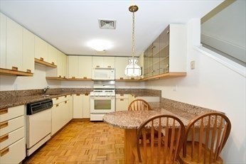 166 Place Ln Unit 166, Woburn, MA 01801 - Image 4