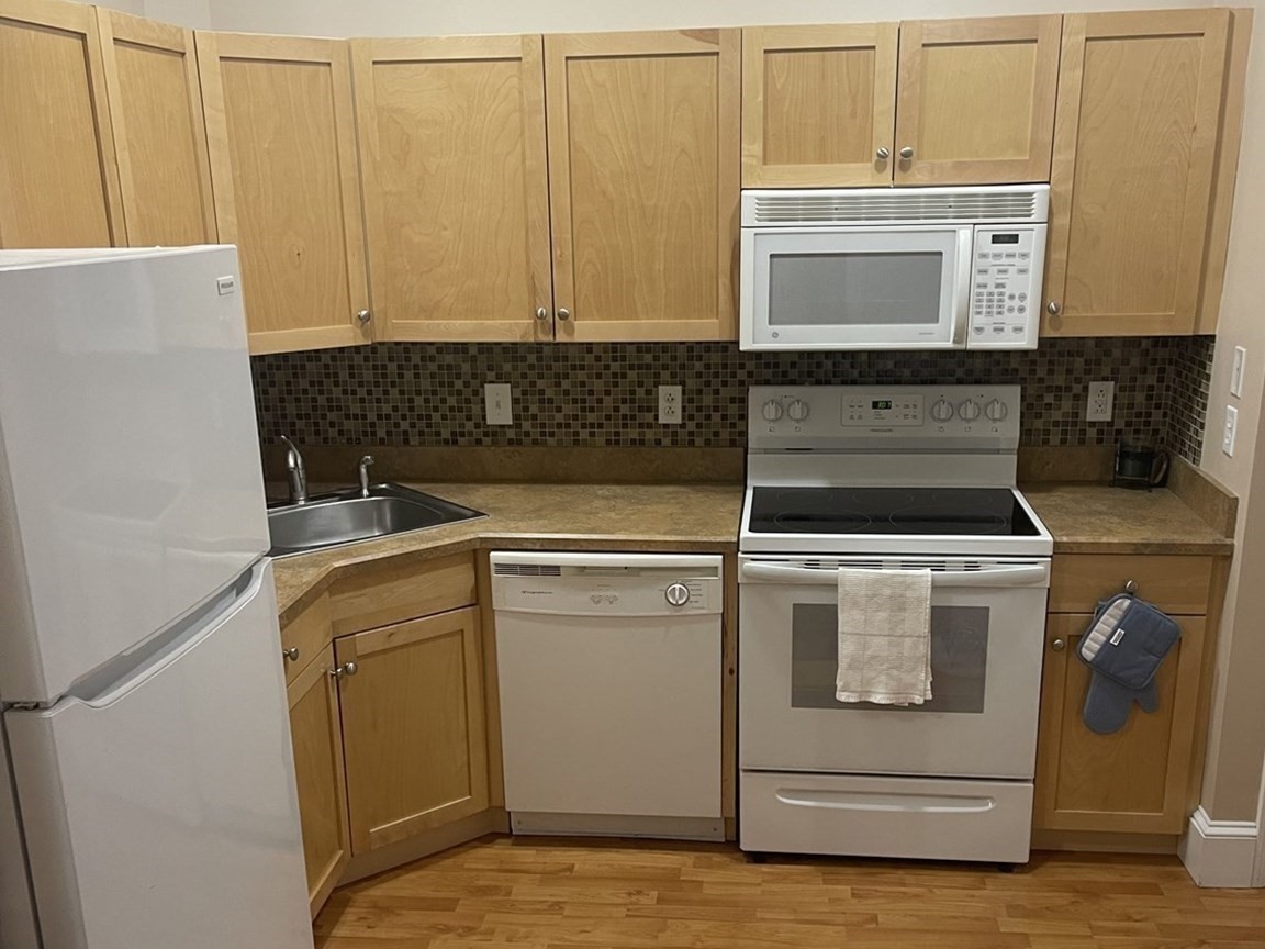 426 Mount Hope Street Unit 406, North Attleboro, MA 02760 - Image 6