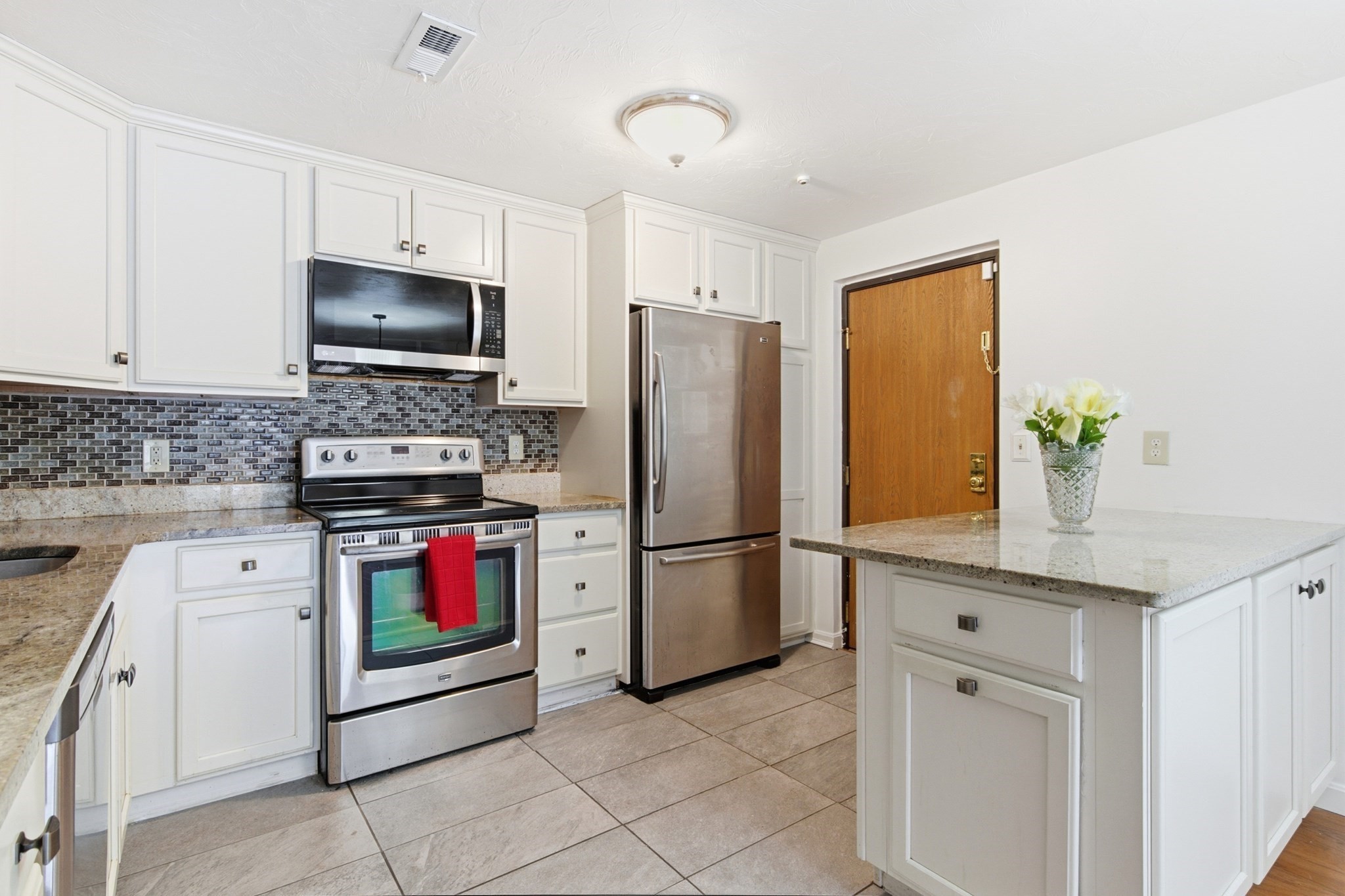 356 Neponset St Unit E, Canton, MA 02021 - Image 14