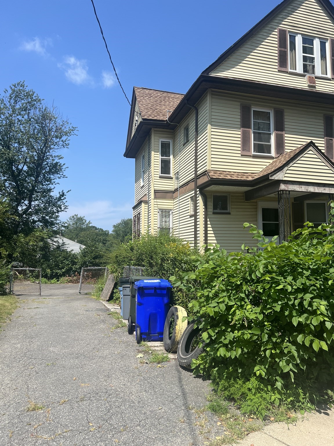 34 Ridlon Rd, Hyde Park, Boston, MA 02136 - Image 2