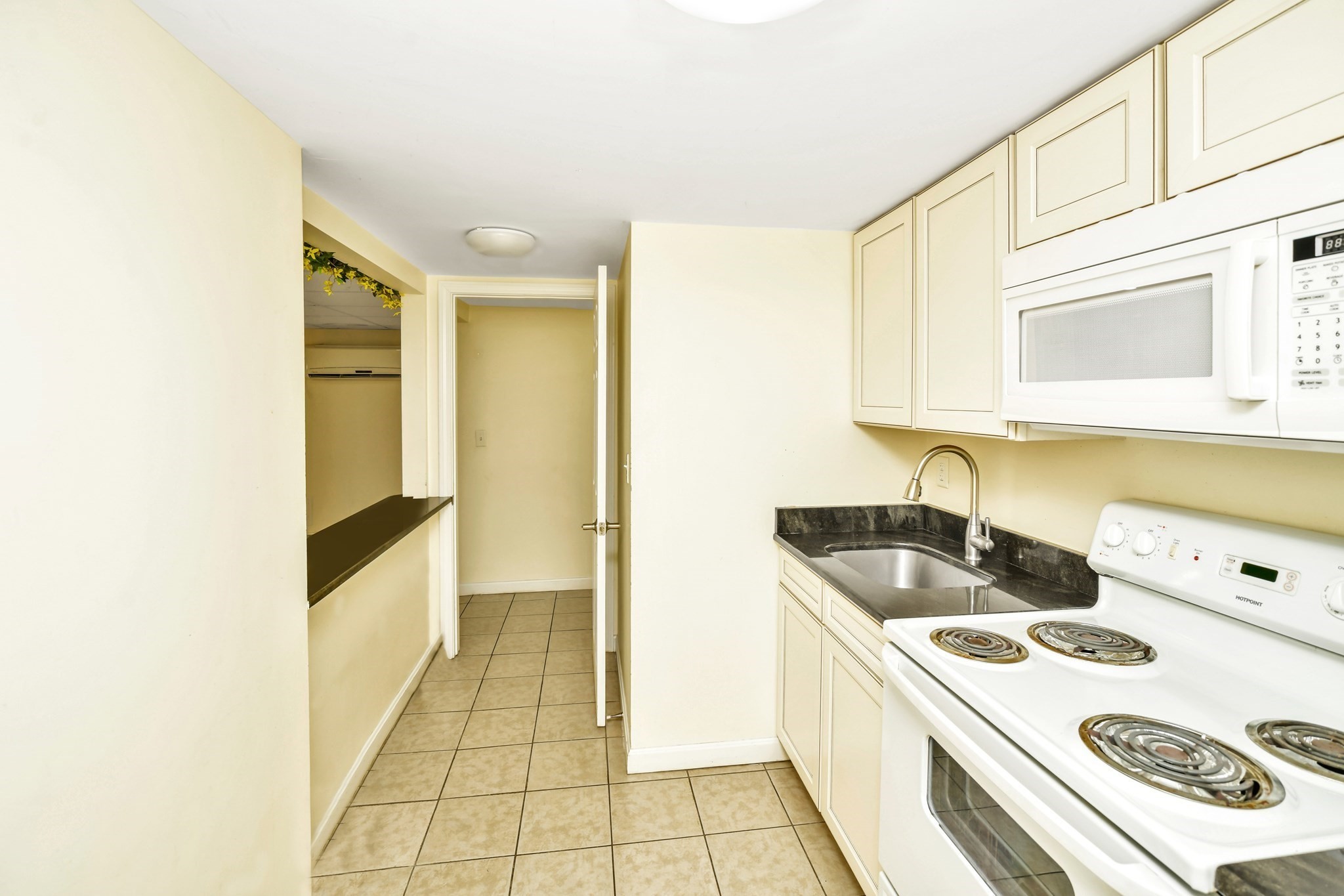 105 Pleasant St, Brockton, MA 02301 - Image 20