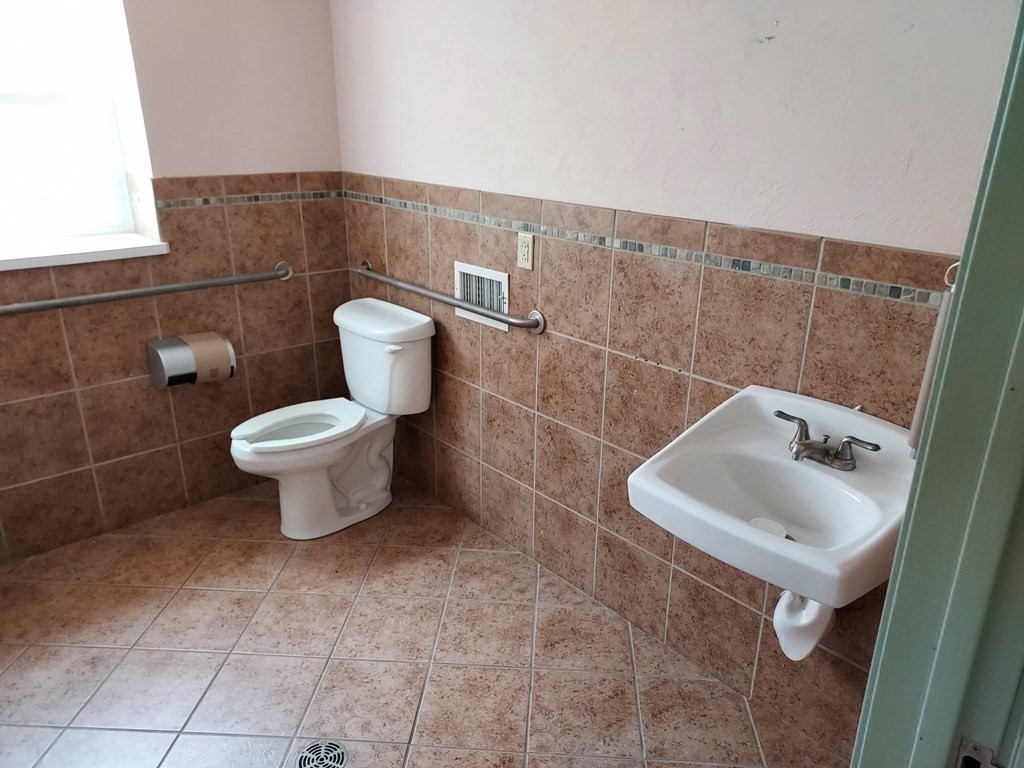 5 Andover Unit 3rd Floor, Billerica, MA 01821 - Image 12