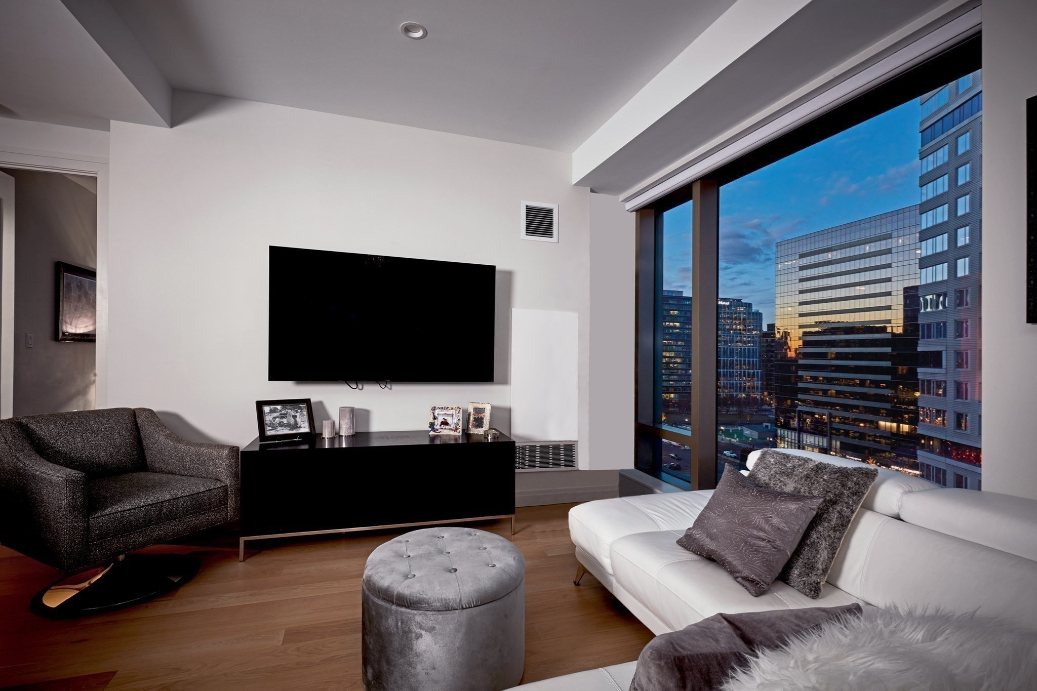 133 Seaport Blvd Unit 1118, Seaport, Boston, MA 02210 - Image 7