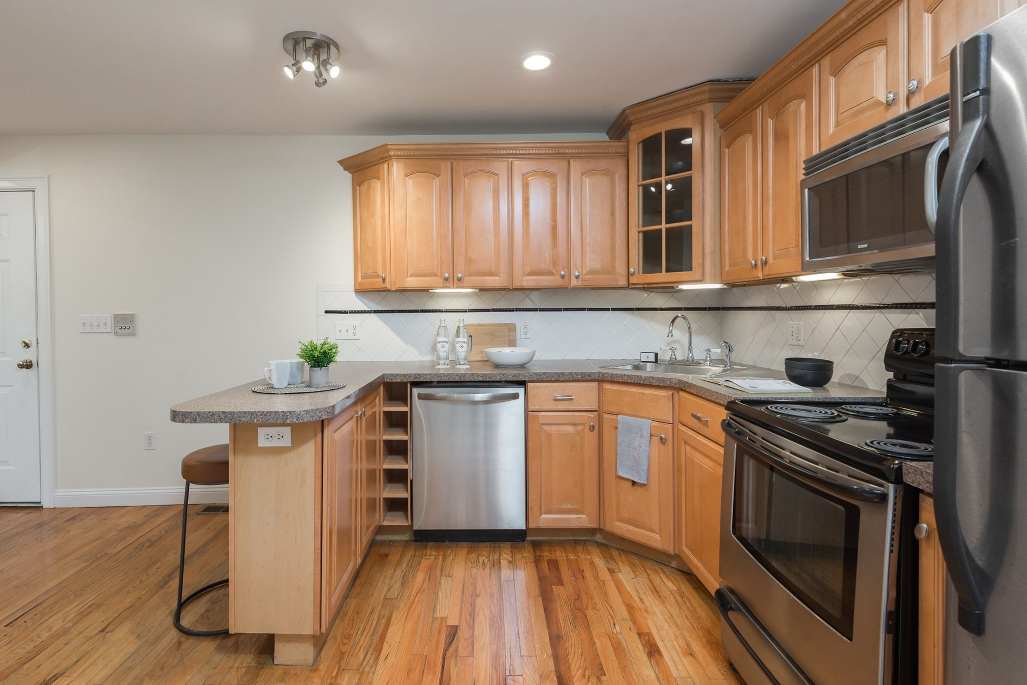 36 Sciarappa St, Cambridge, MA 02141 - Image 5