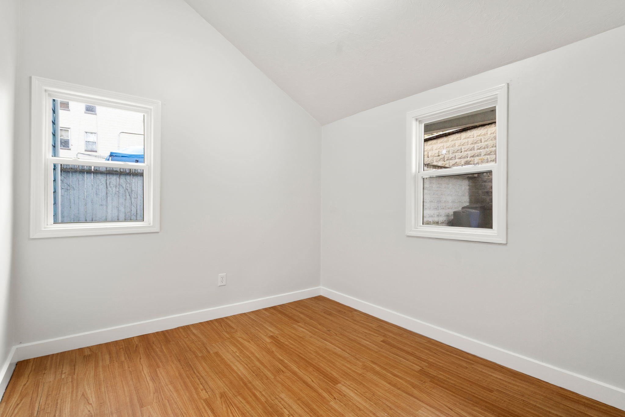 4 Albert Street, Worcester, MA 01610 - Image 11