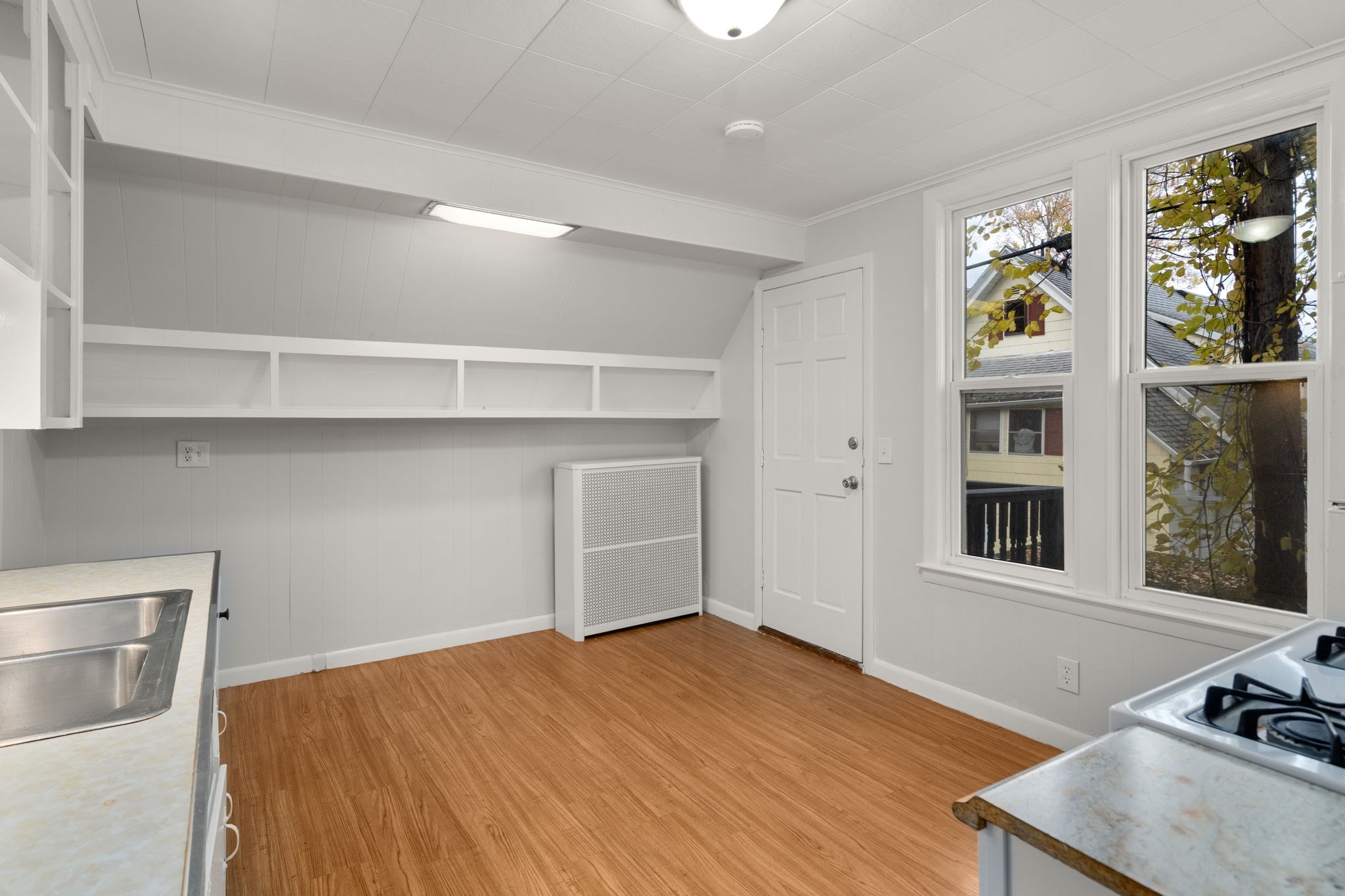 4 Albert Street, Worcester, MA 01610 - Image 15