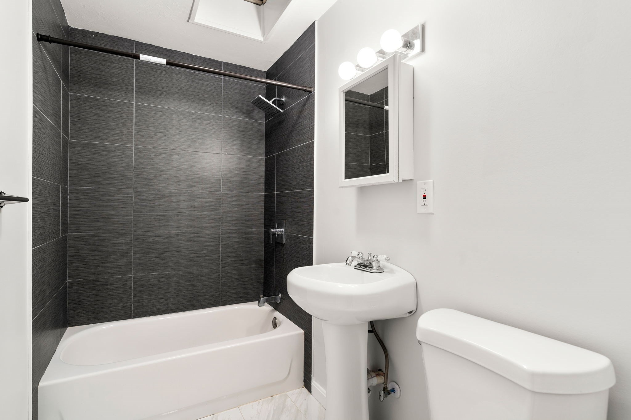 4 Albert Street, Worcester, MA 01610 - Image 17