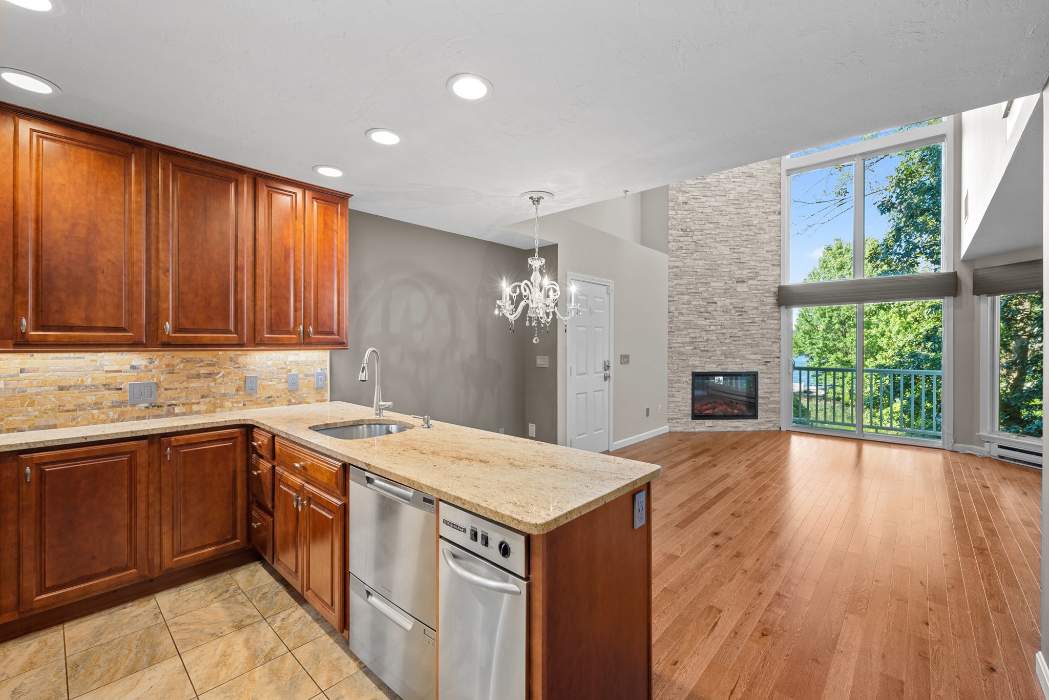 48 Pointe Rok Drive Unit 48, Worcester, MA 01604 - Image 5