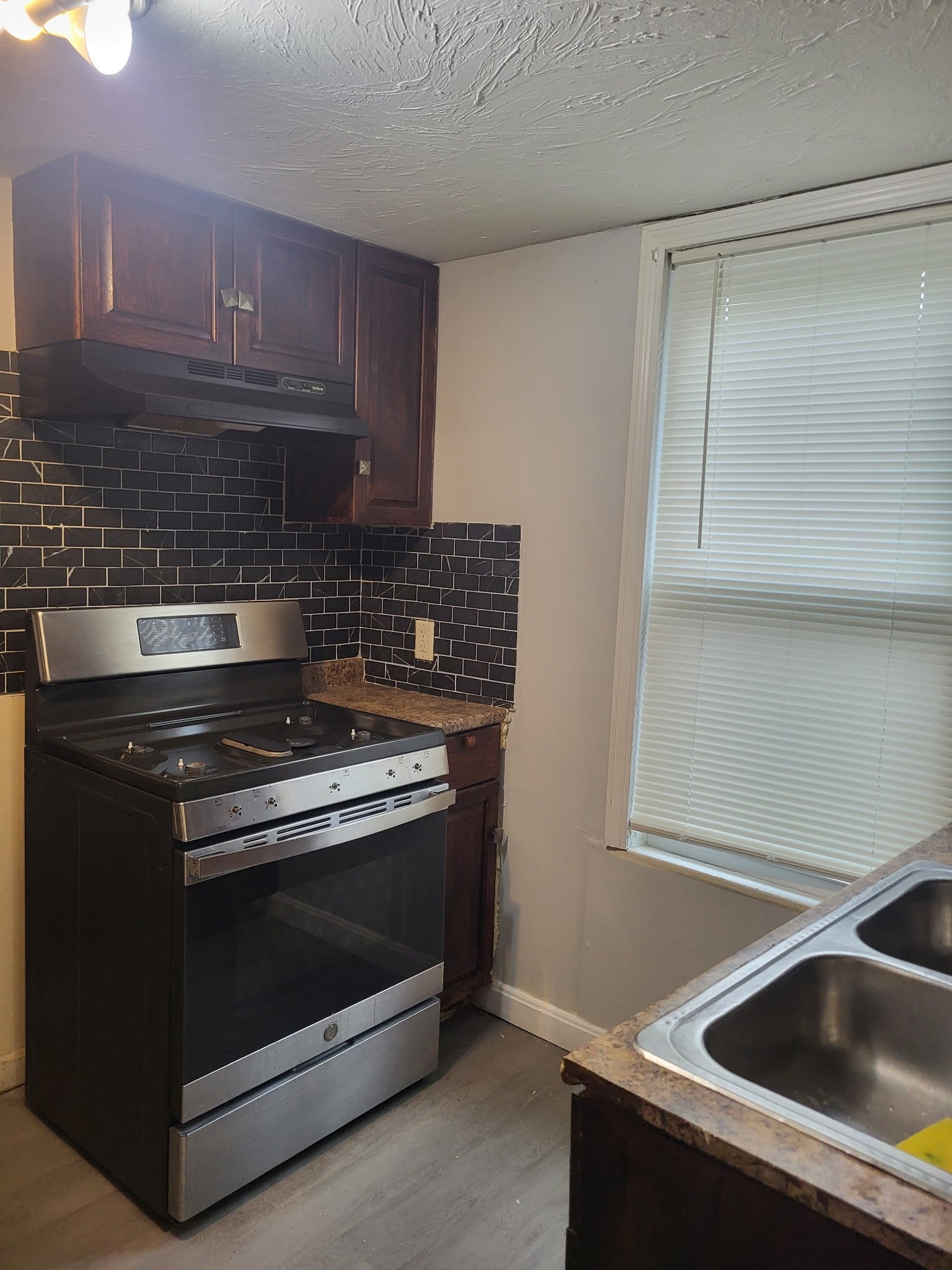 89 Oak St, Fall River, MA 02720 - Image 7