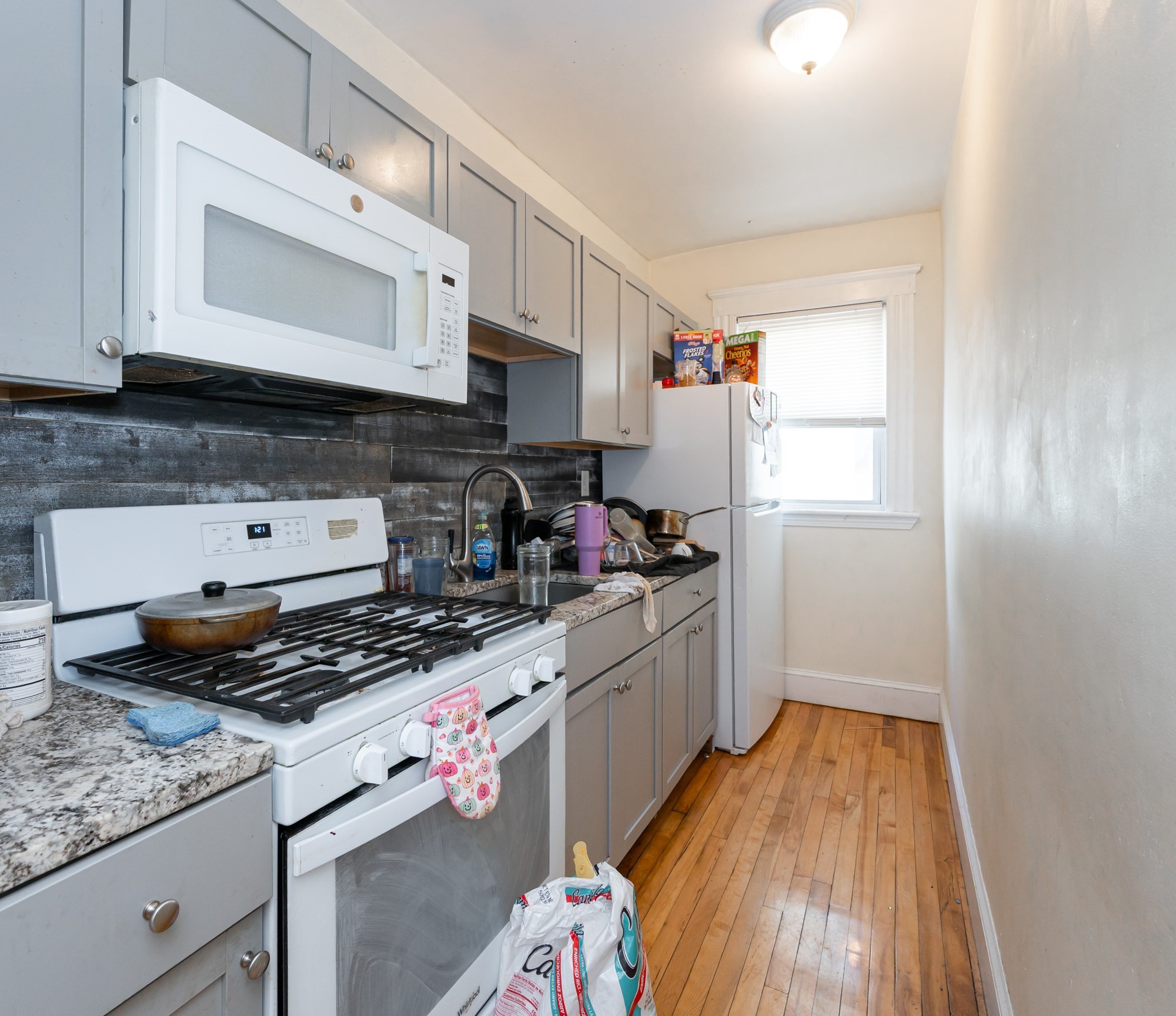 2 Lawrence Street, Methuen, MA 01844 - Image 15