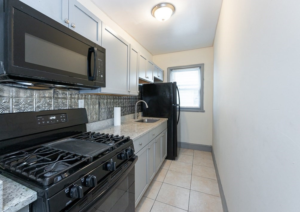 2 Lawrence Street, Methuen, MA 01844 - Image 7