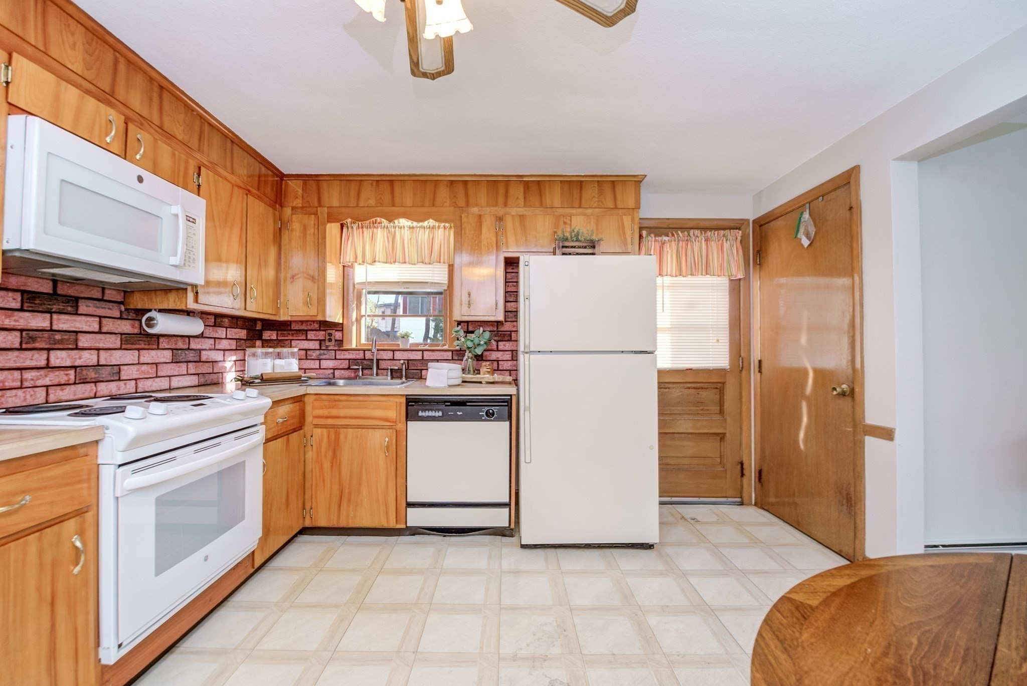 32 Staaf Road, Saugus, MA 01906 - Image 9