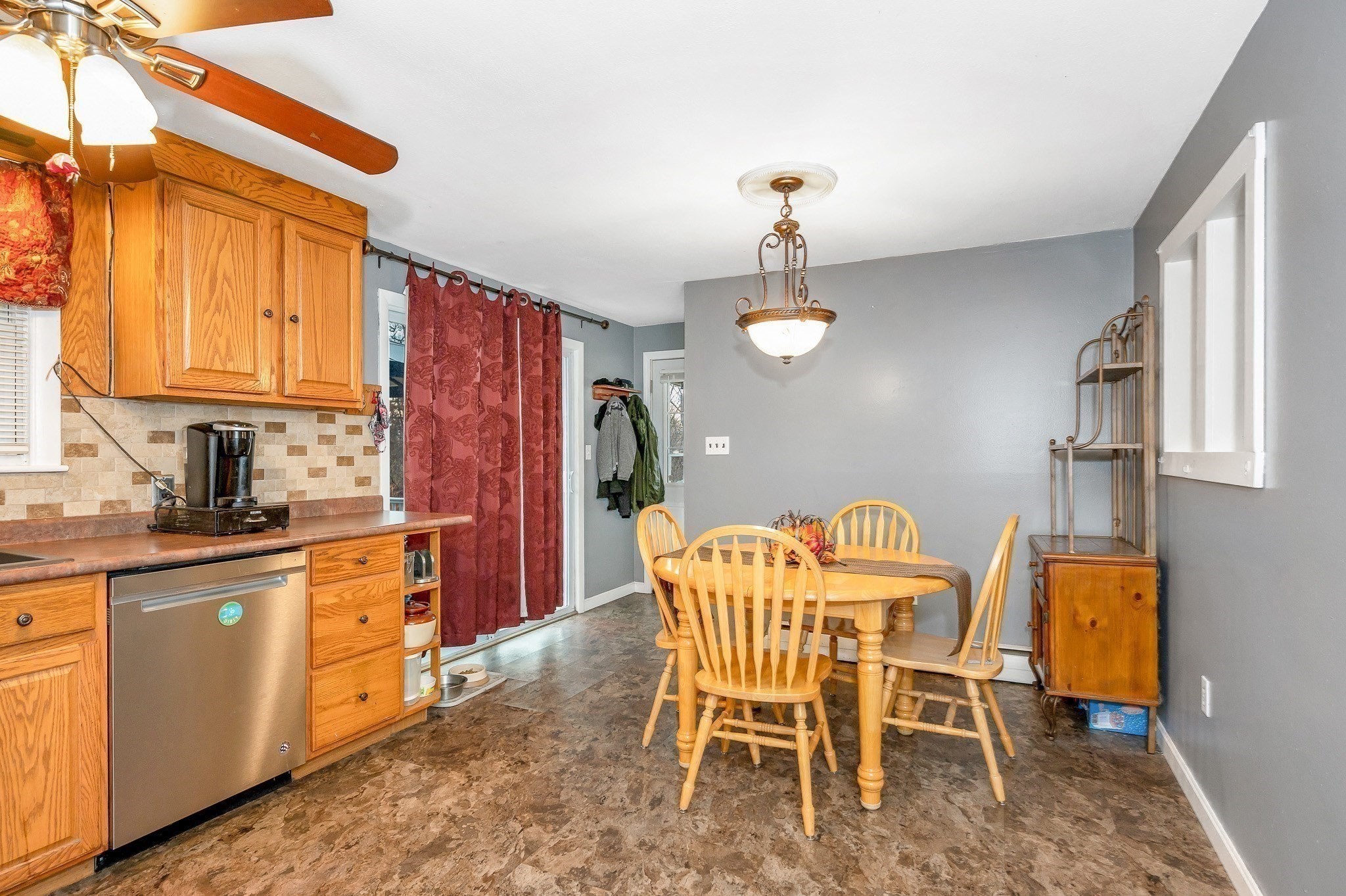 362 Lowell St, Methuen, MA 01844 - Image 9