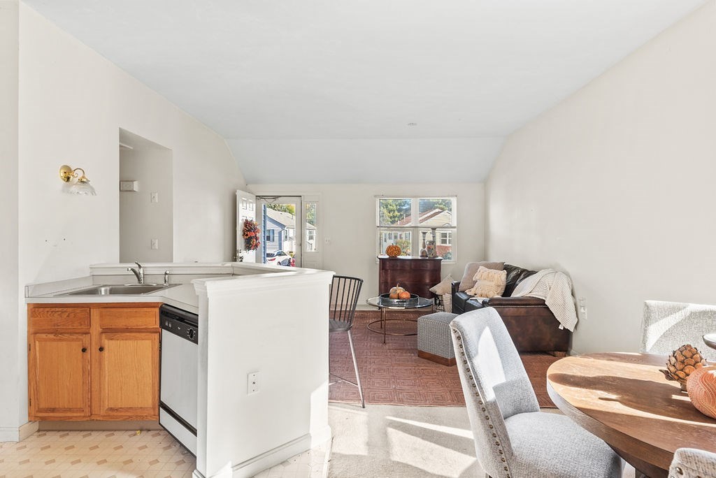 42 Crystal Water, East Bridgewater, MA 02333 - Image 16