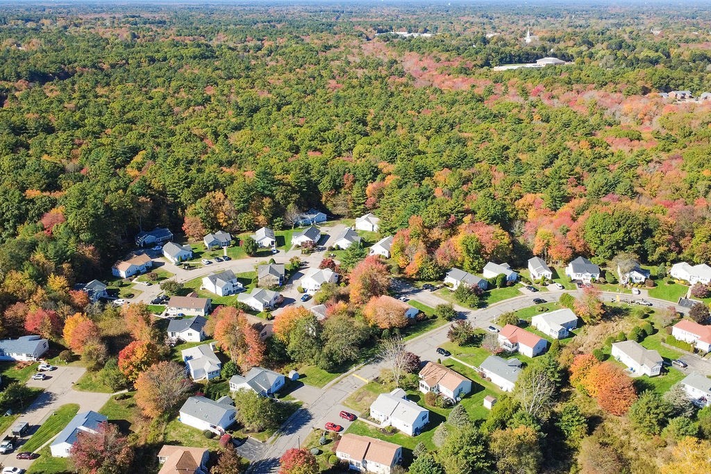 42 Crystal Water, East Bridgewater, MA 02333 - Image 40