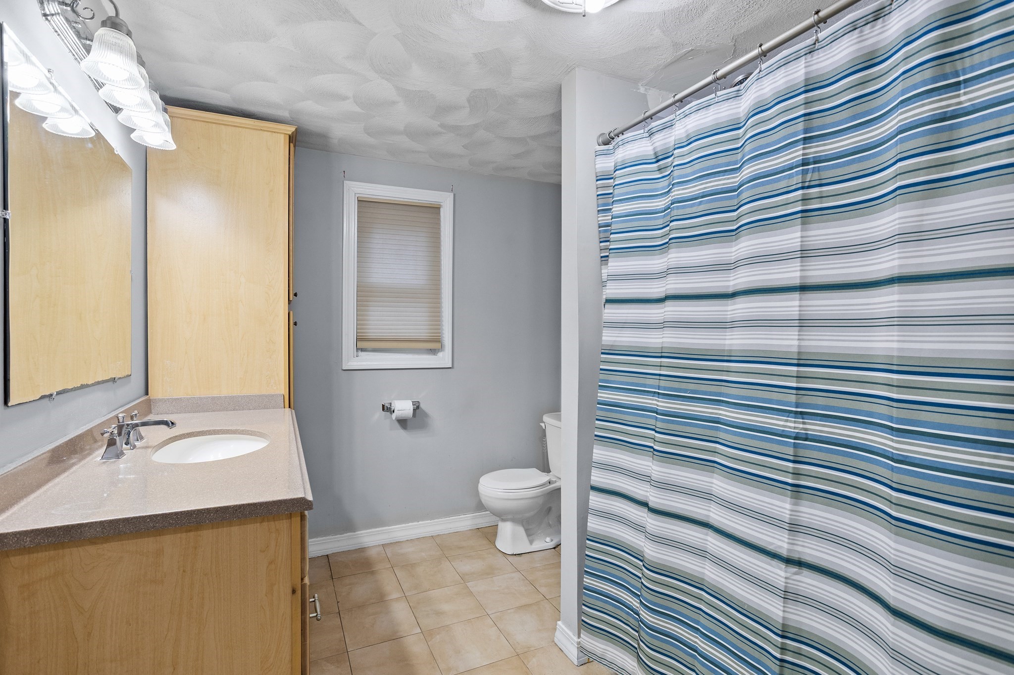 16 Middlesex Street Unit 4, Chelmsford, MA 01863 - Image 12