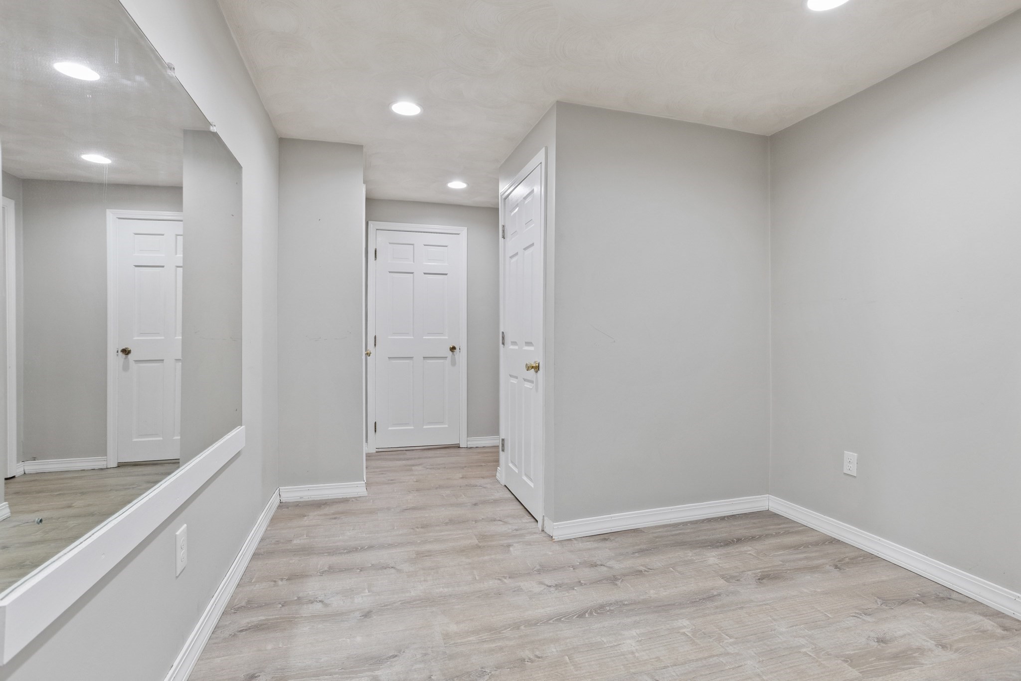 16 Middlesex Street Unit 4, Chelmsford, MA 01863 - Image 13