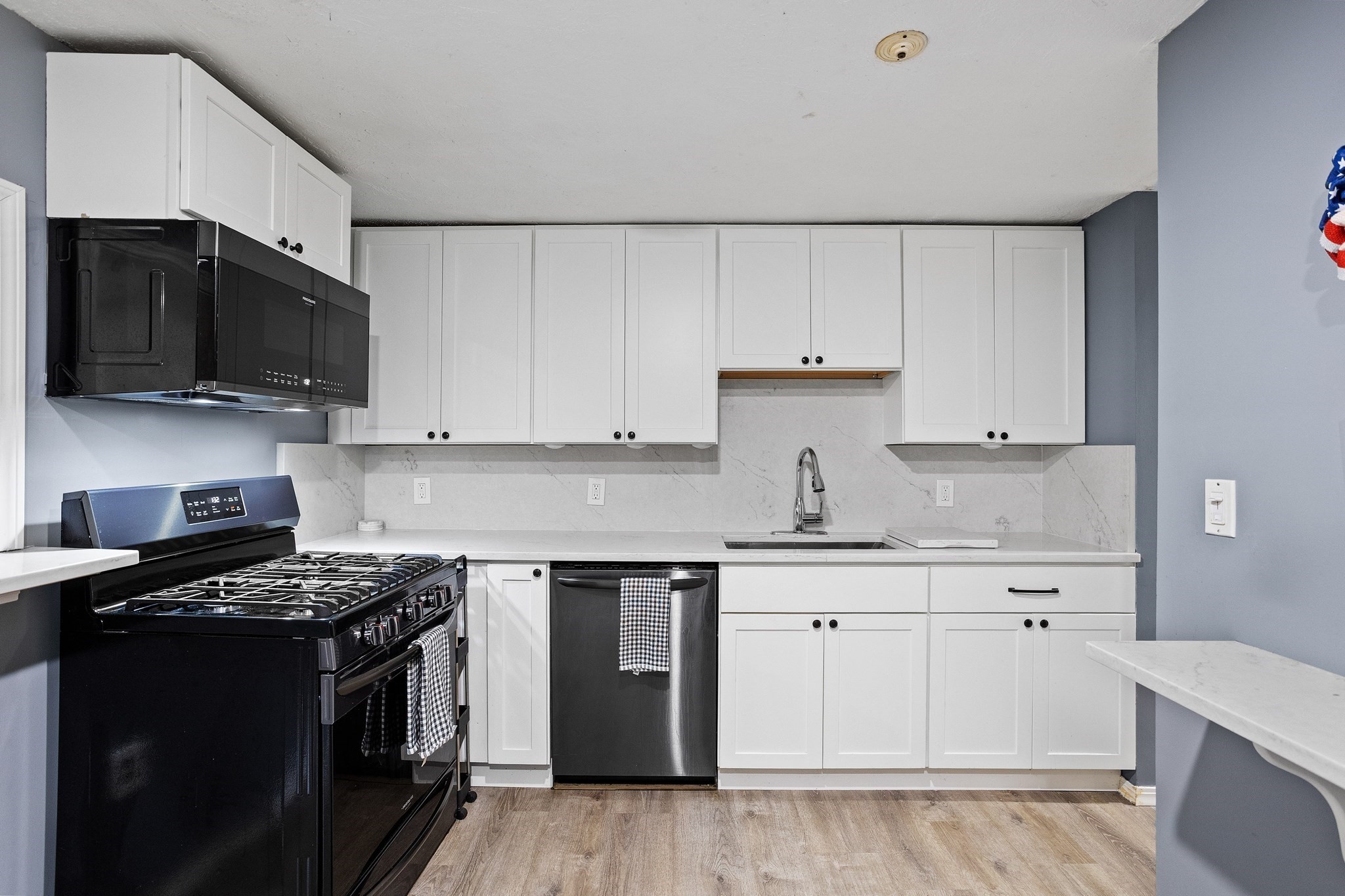 16 Middlesex Street Unit 4, Chelmsford, MA 01863 - Image 8