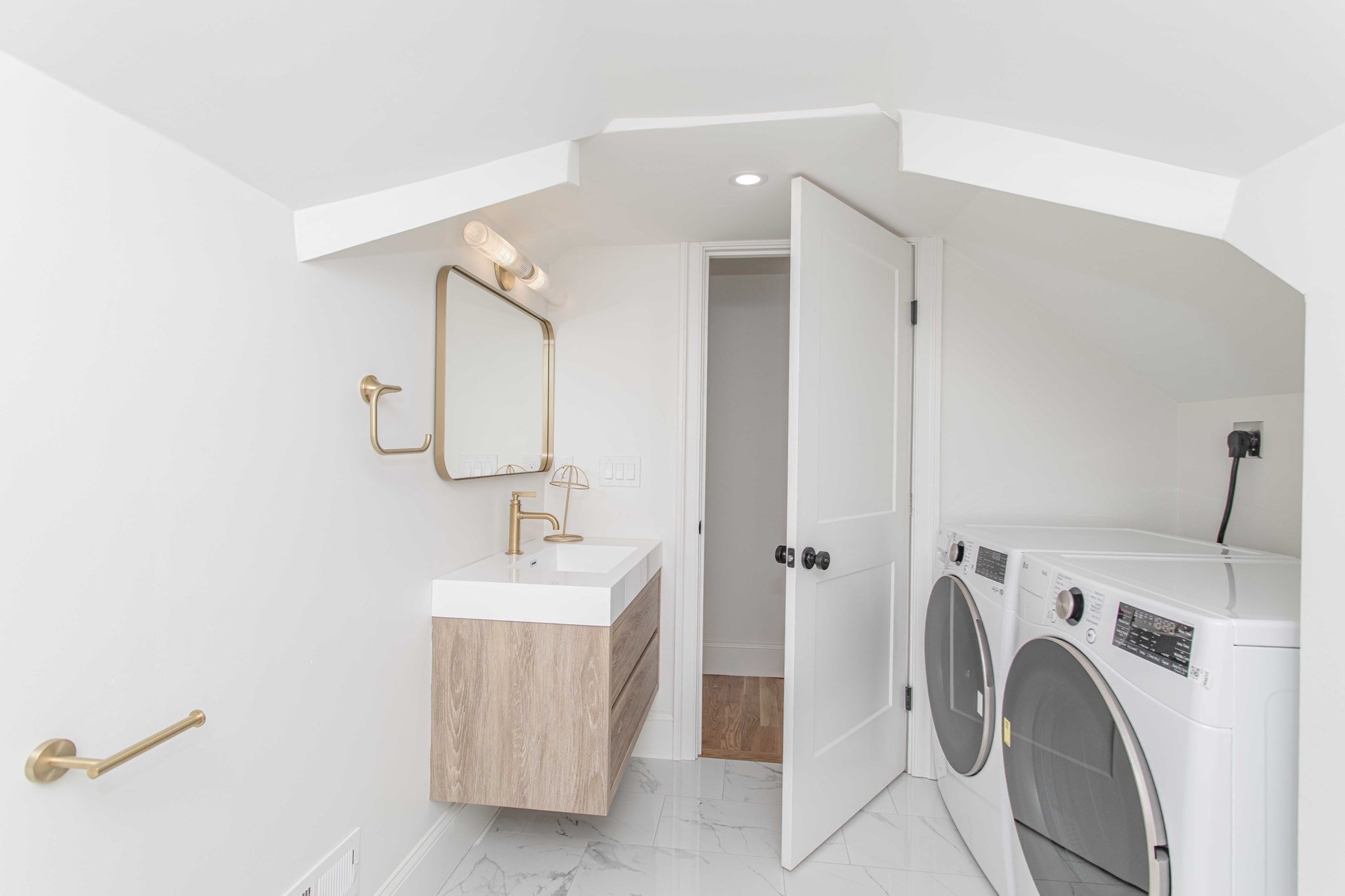 123 Mt Vernon Street Unit 2, Newton, MA 02465 - Image 36