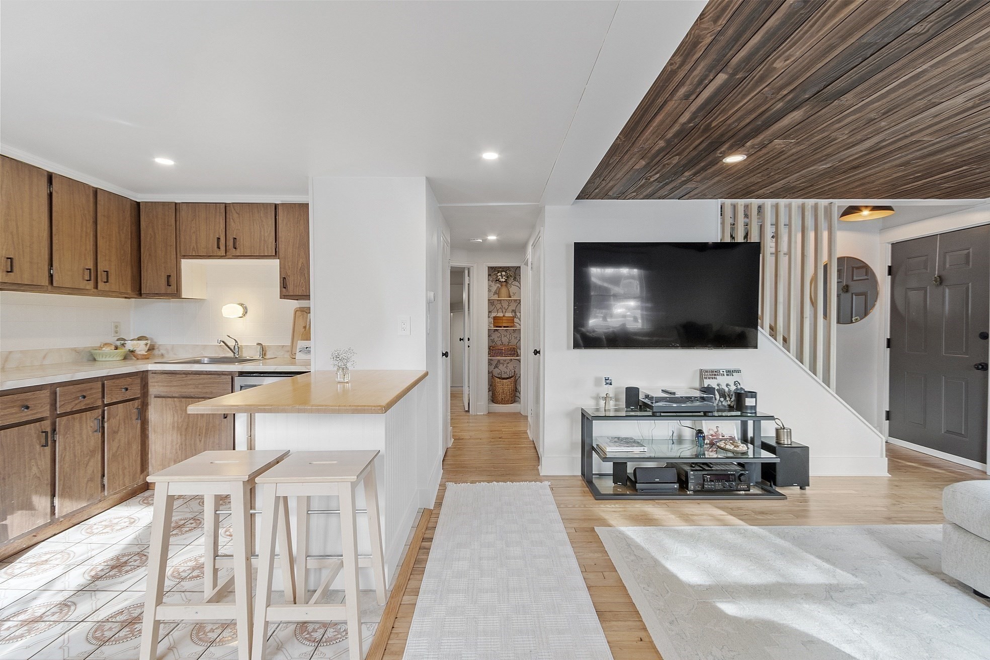 2 Summit Ter, Peabody, MA 01960 - Image 16