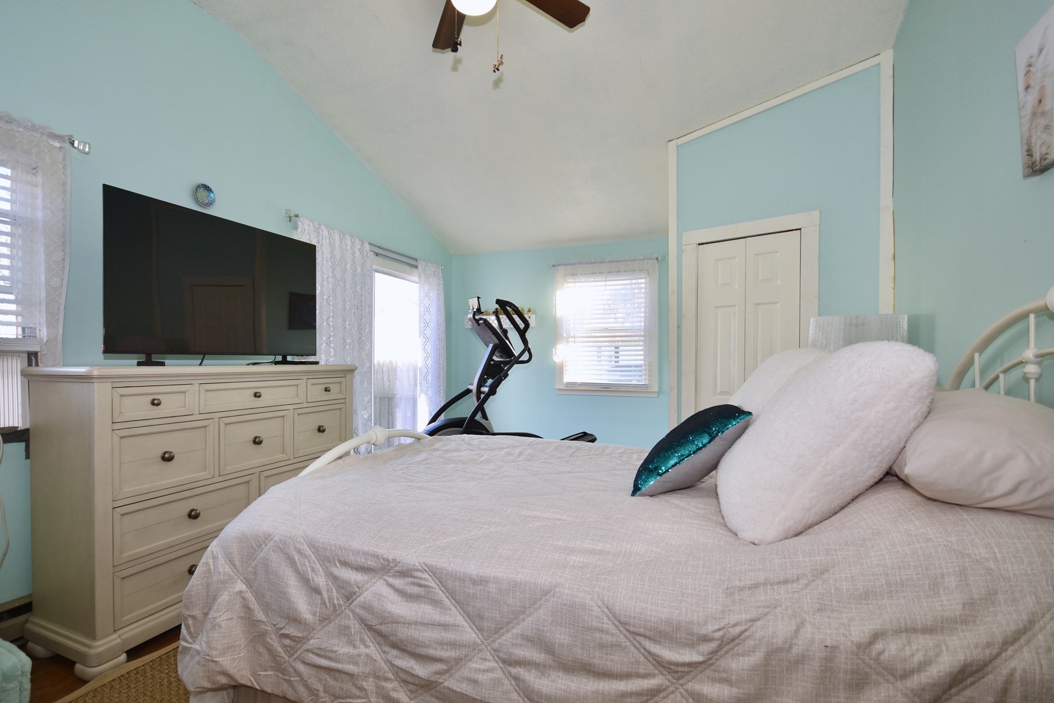 11 Lawton St, Fairhaven, MA 02719 - Image 8