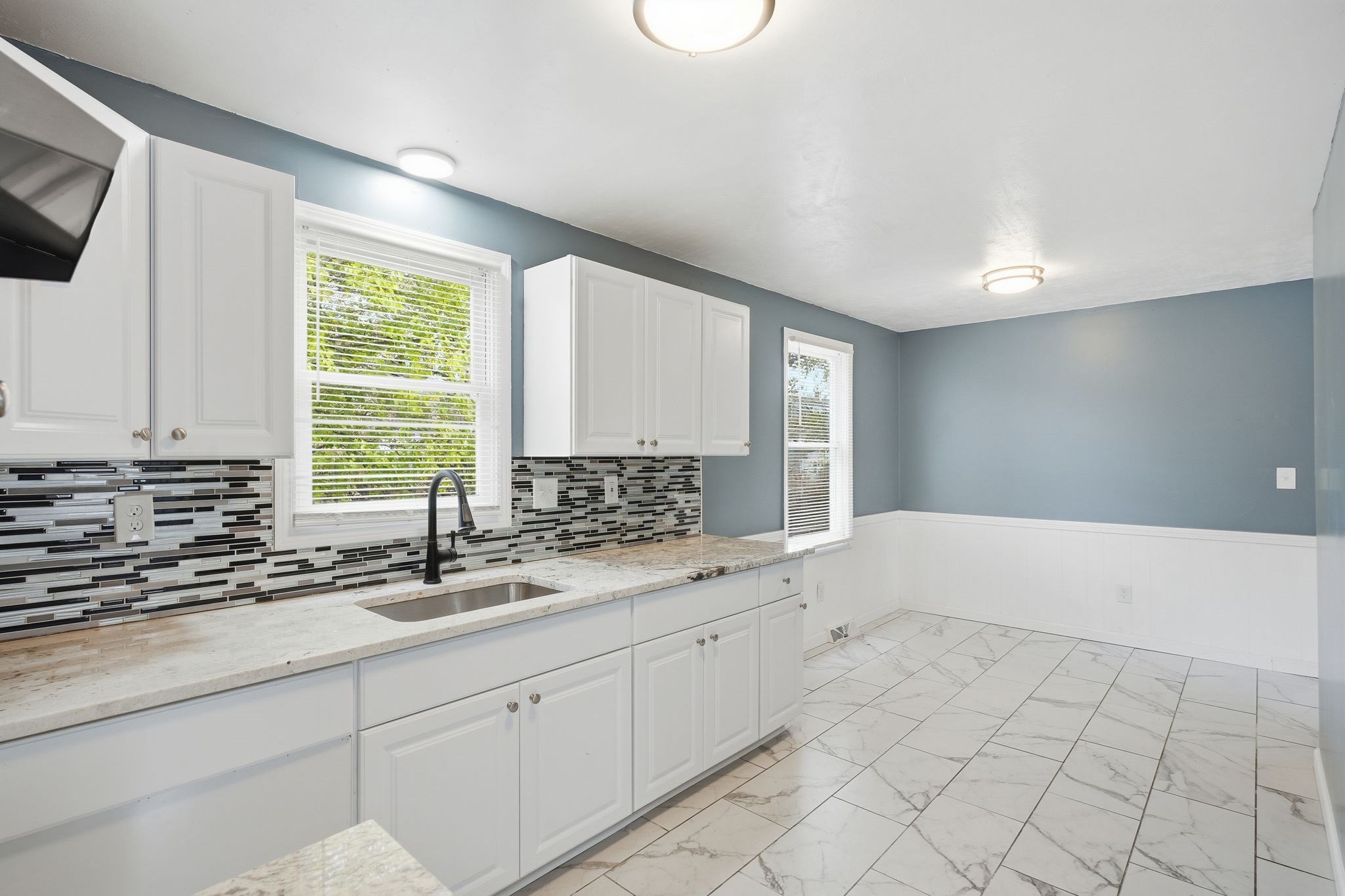 19 Emily St, Springfield, MA 01109 - Image 11