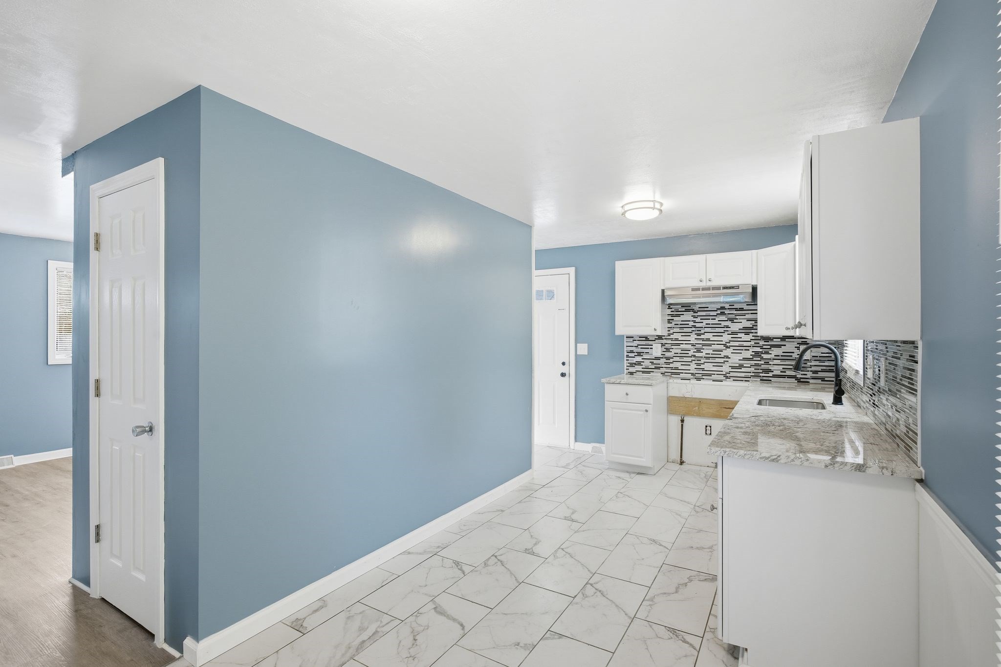 19 Emily St, Springfield, MA 01109 - Image 12